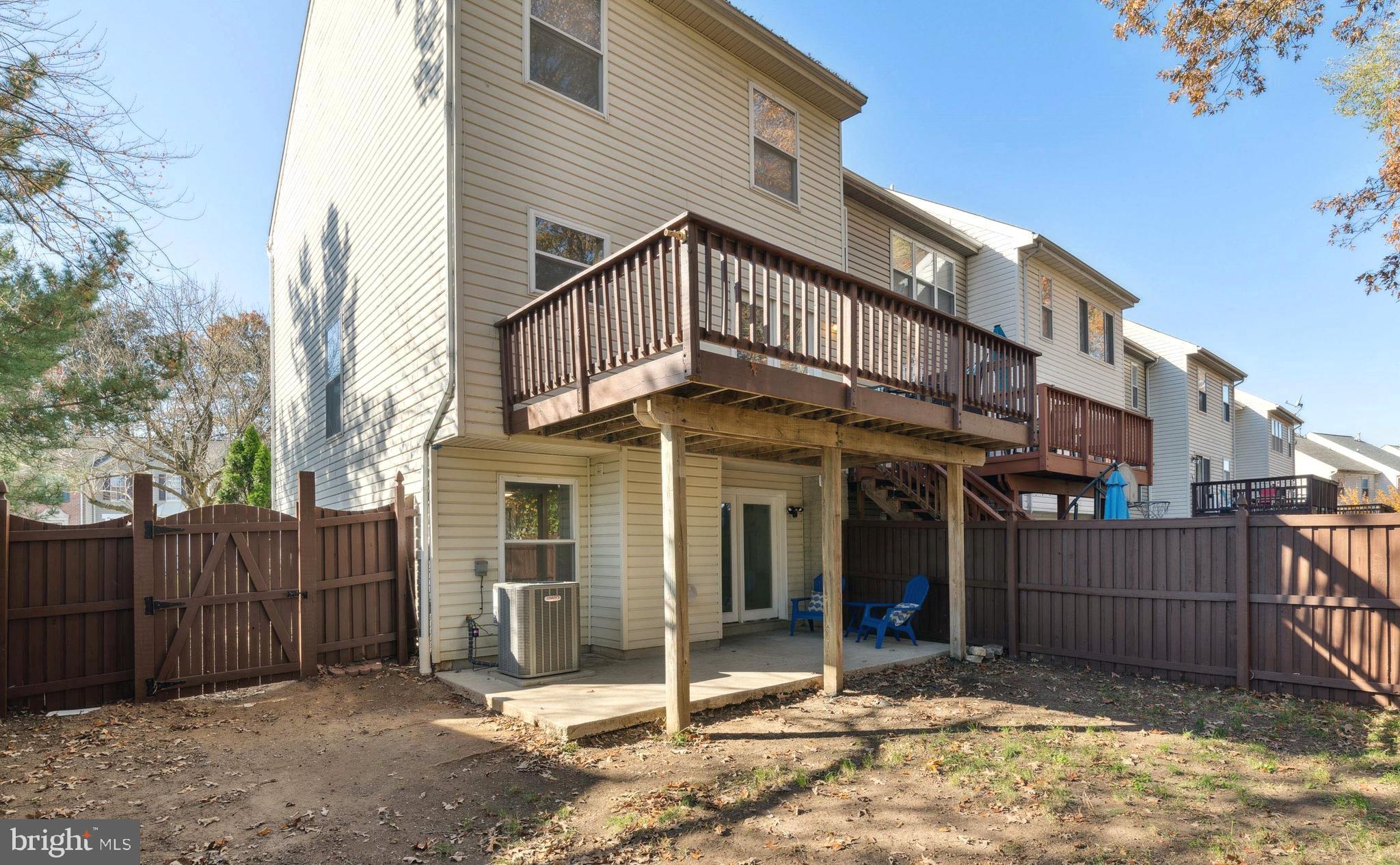 FOX CHASE - Residential