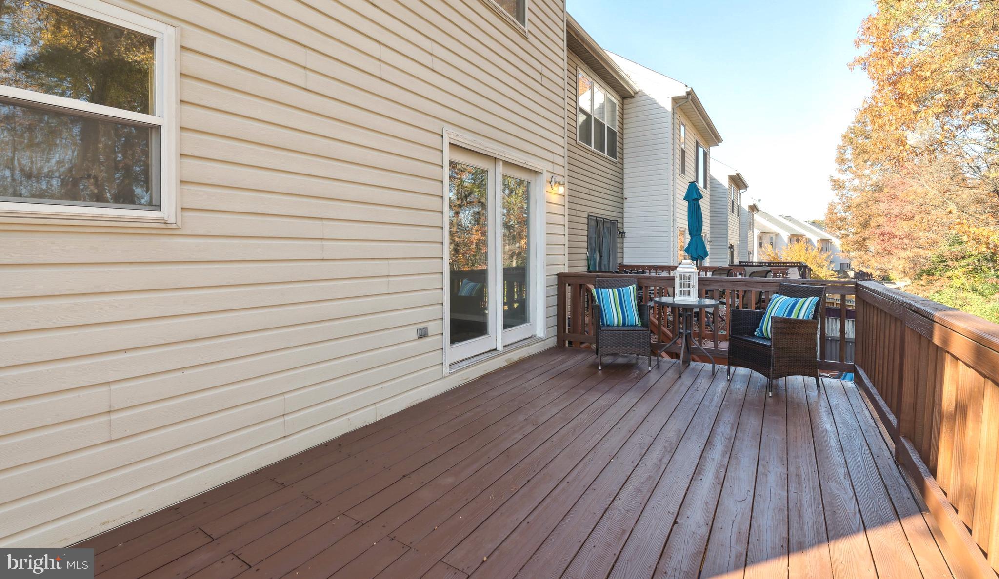 FOX CHASE - Residential