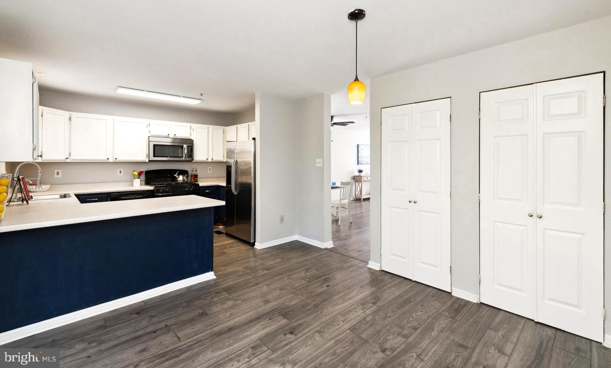 FOX CHASE - Residential