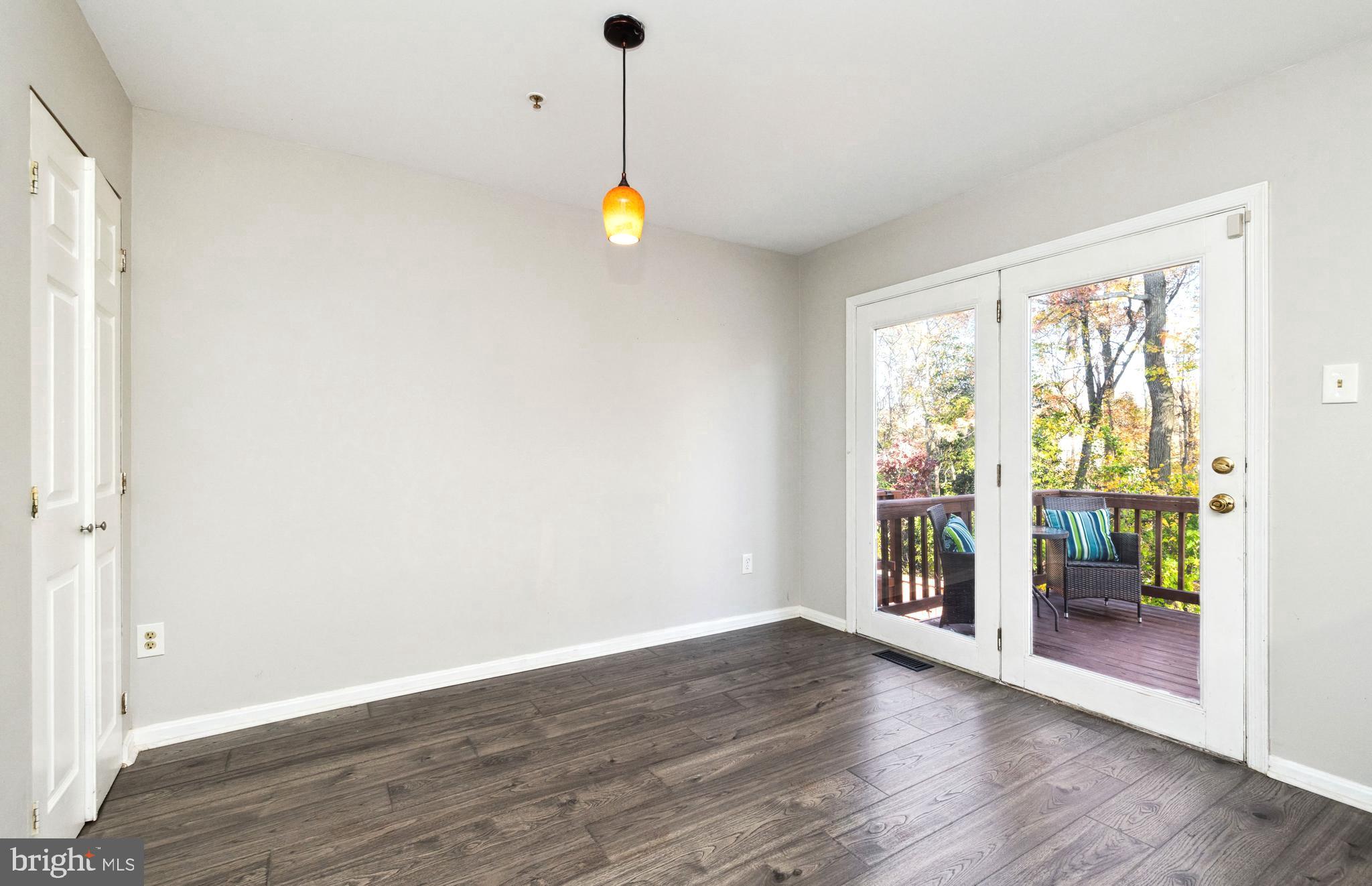 FOX CHASE - Residential