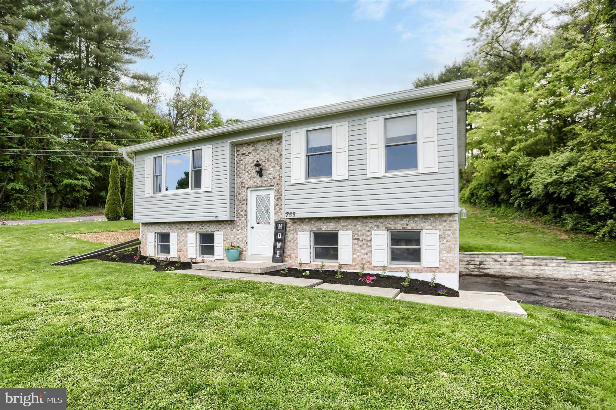 NEWPORT - Residential