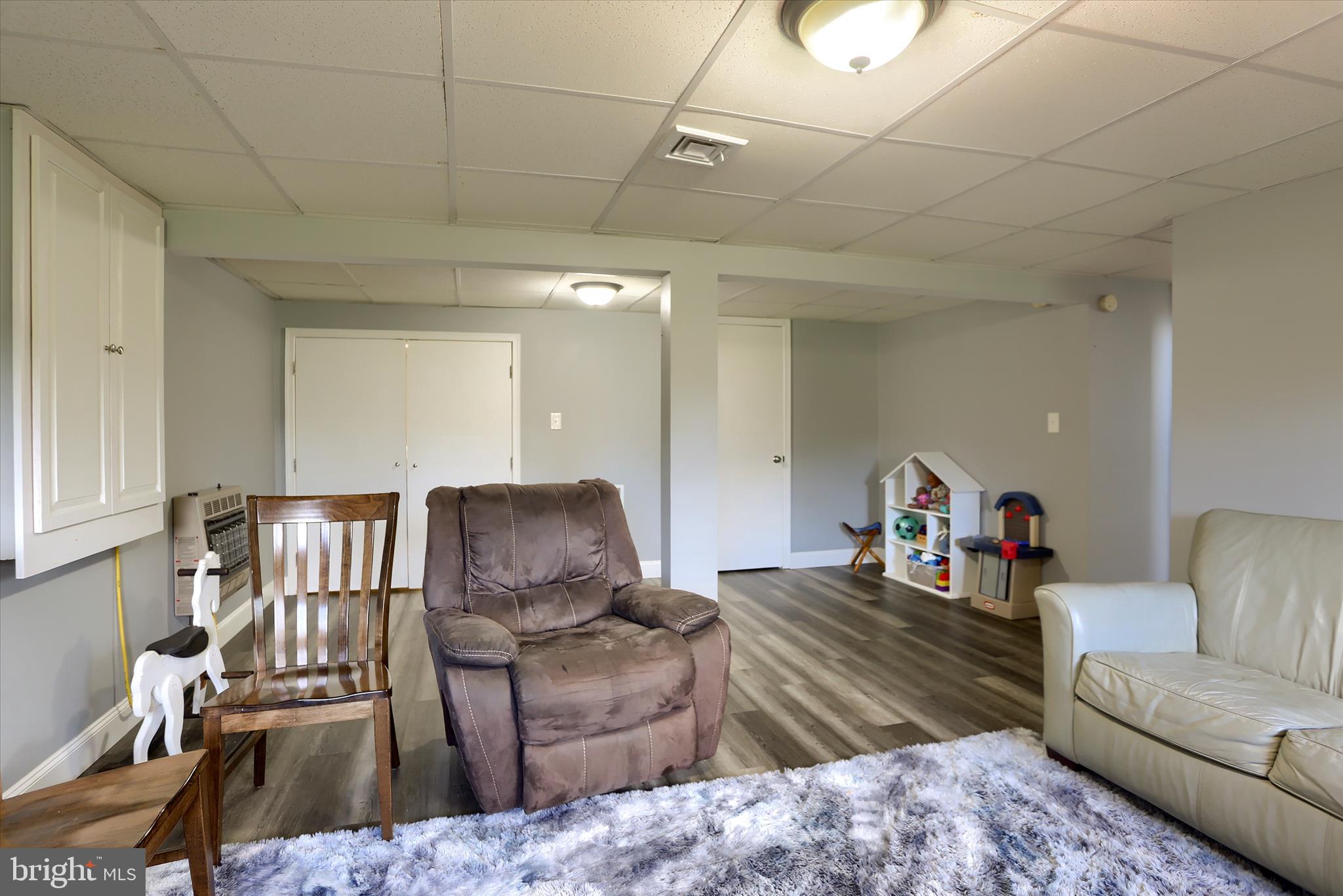 NEWPORT - Residential