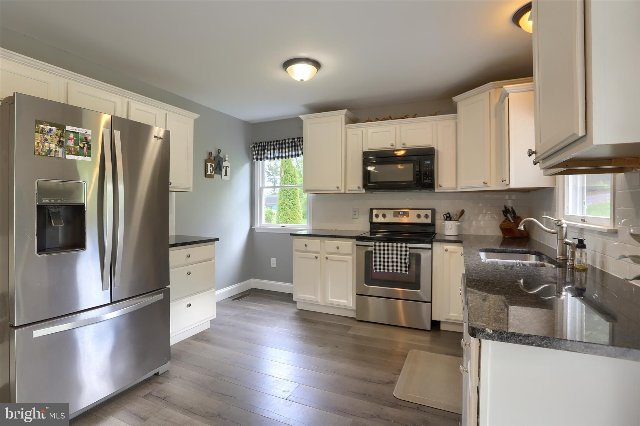 NEWPORT - Residential