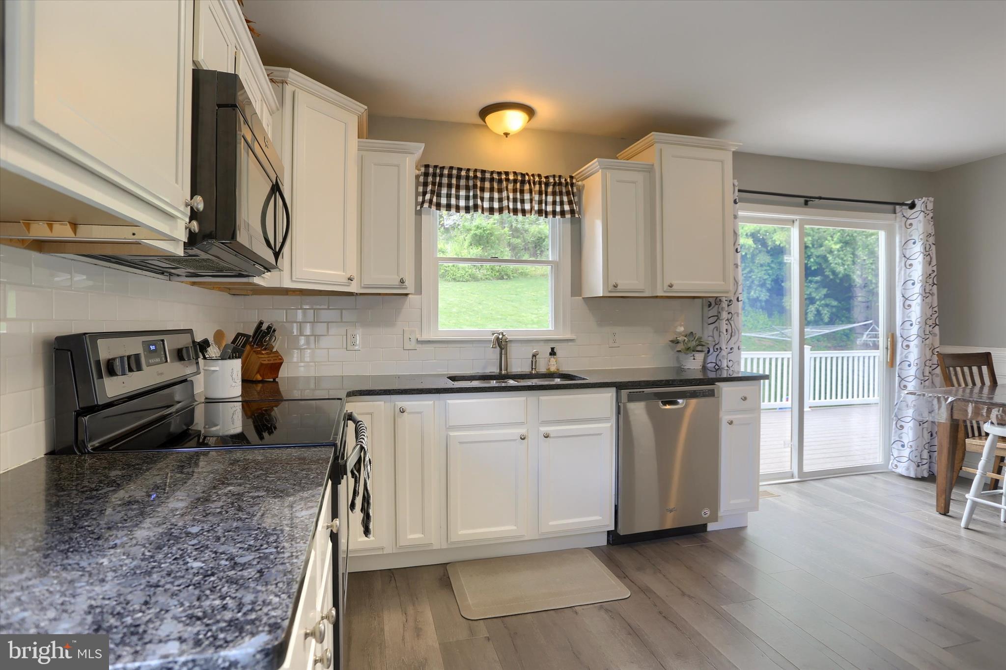 NEWPORT - Residential
