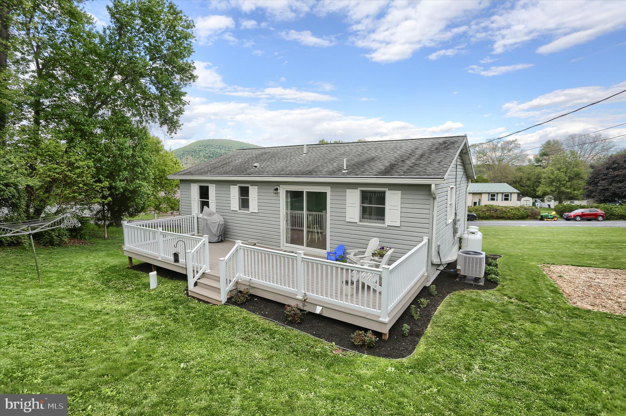 NEWPORT - Residential