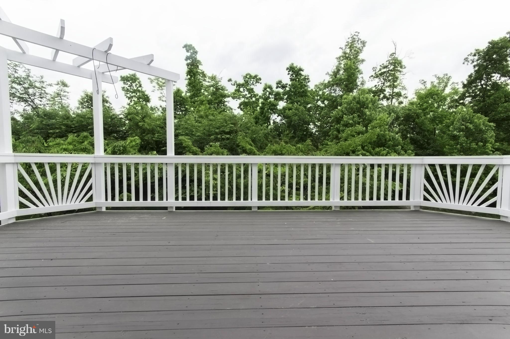 BELMONT LAND BAY - Residential Lease