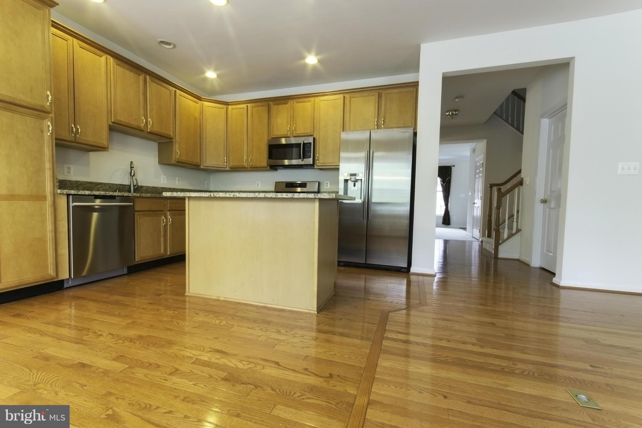 BELMONT LAND BAY - Residential Lease