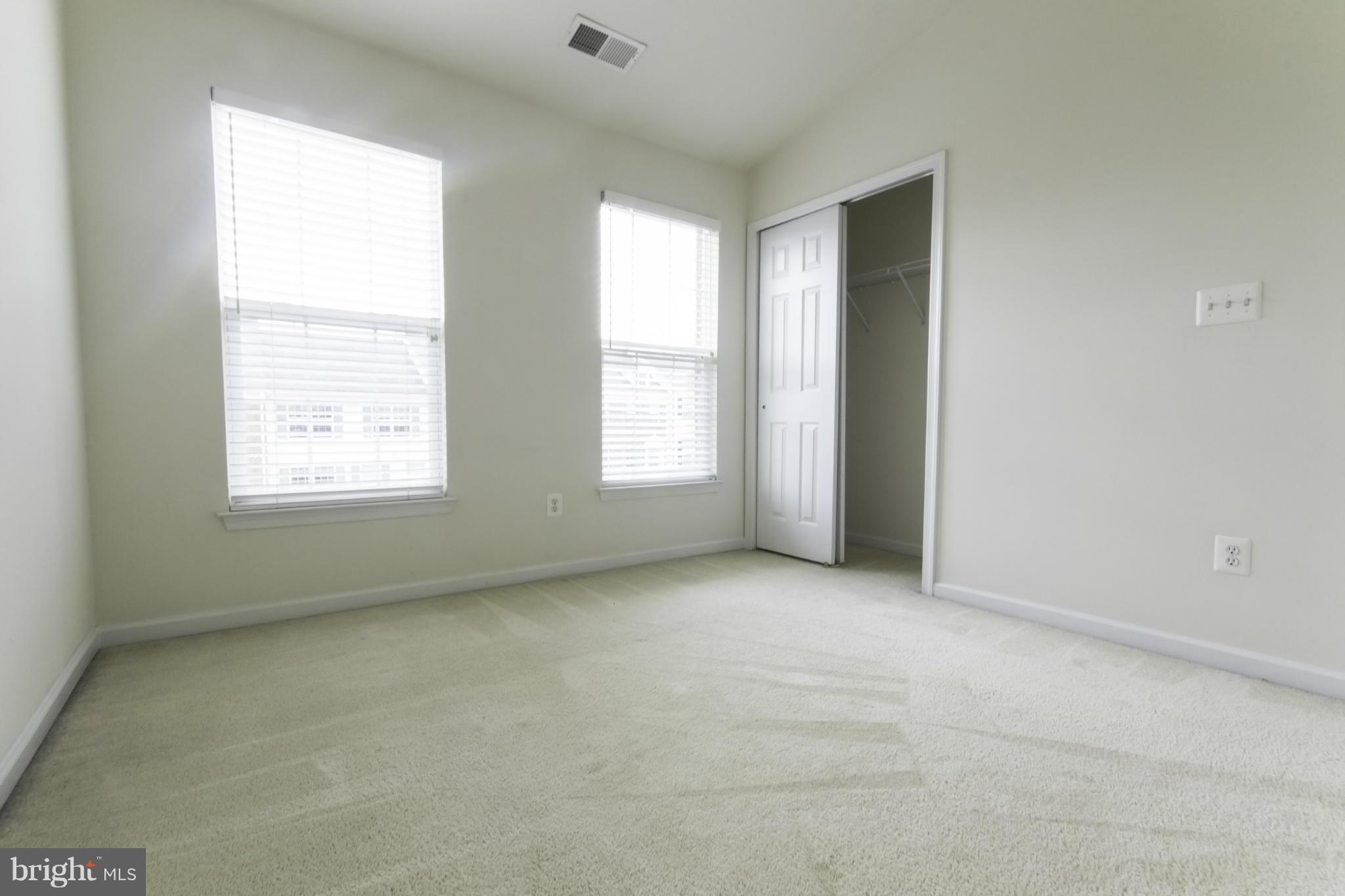 BELMONT LAND BAY - Residential Lease