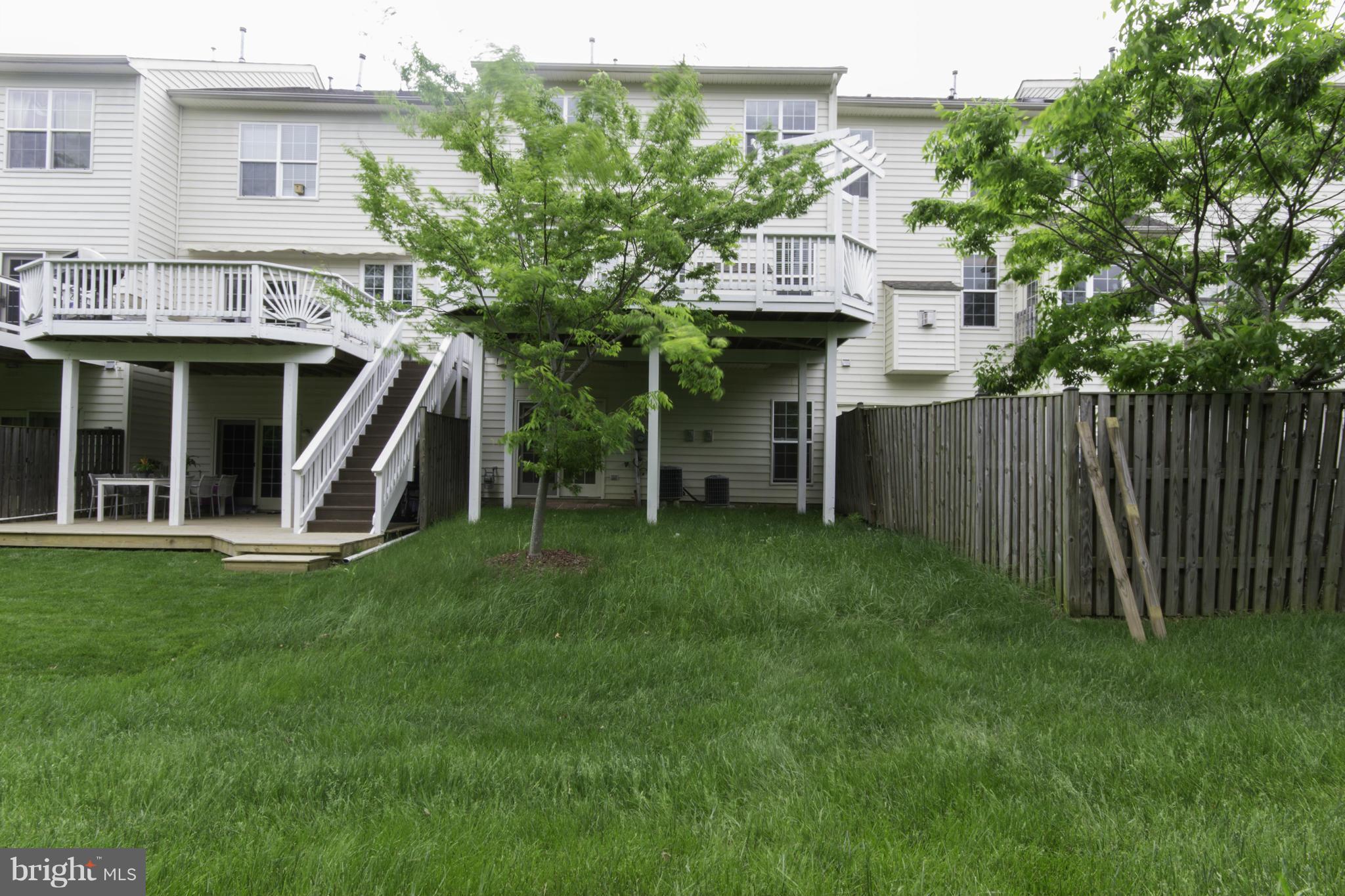 BELMONT LAND BAY - Residential Lease