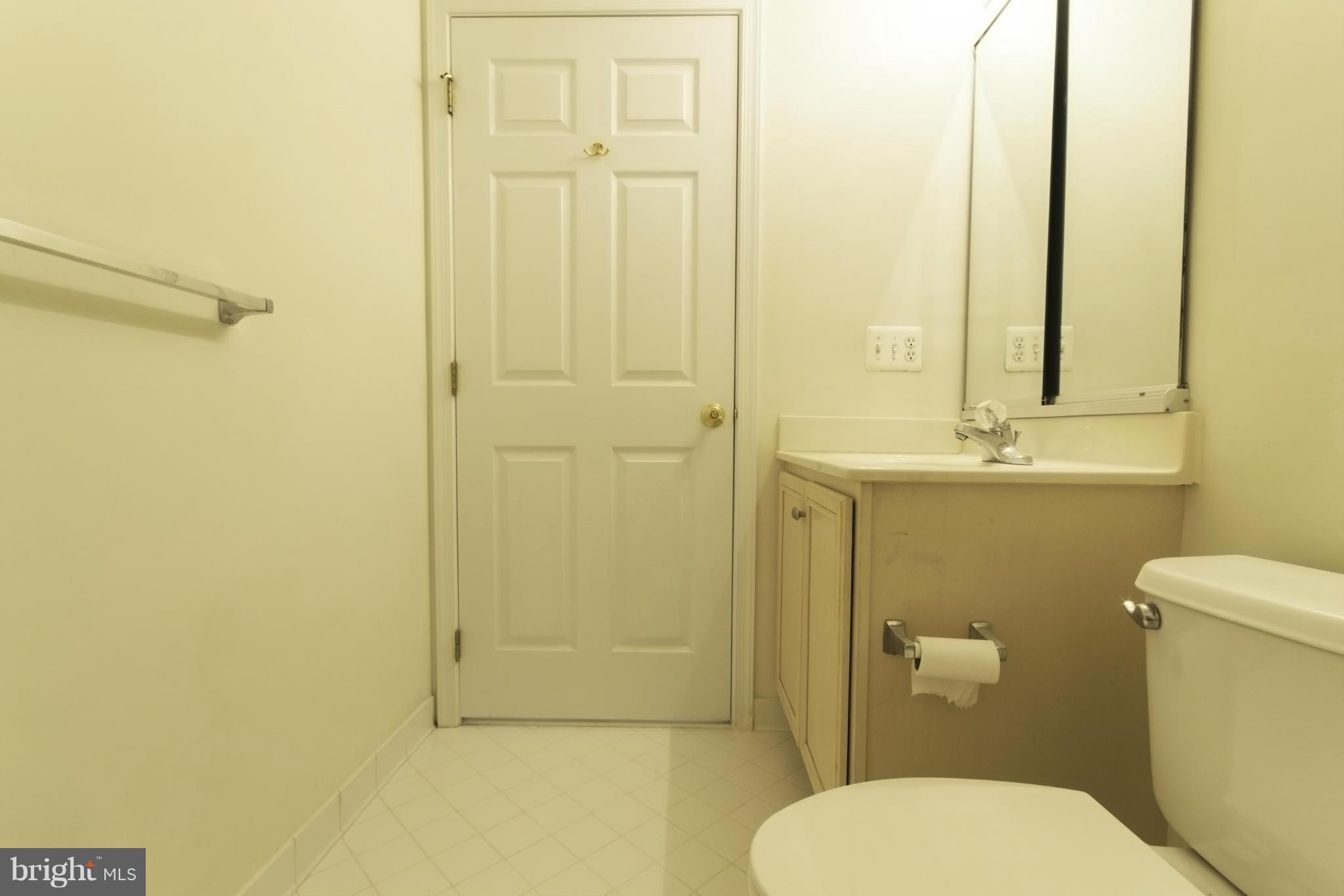 BELMONT LAND BAY - Residential Lease