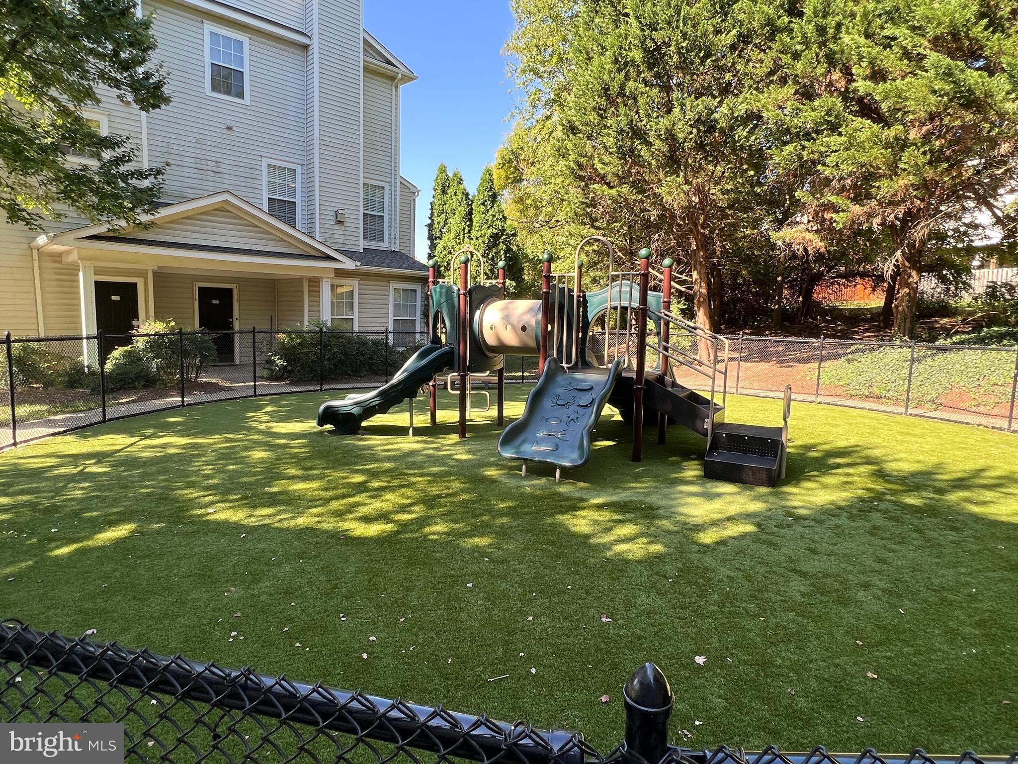 FOX MILL STATION - Residential Lease