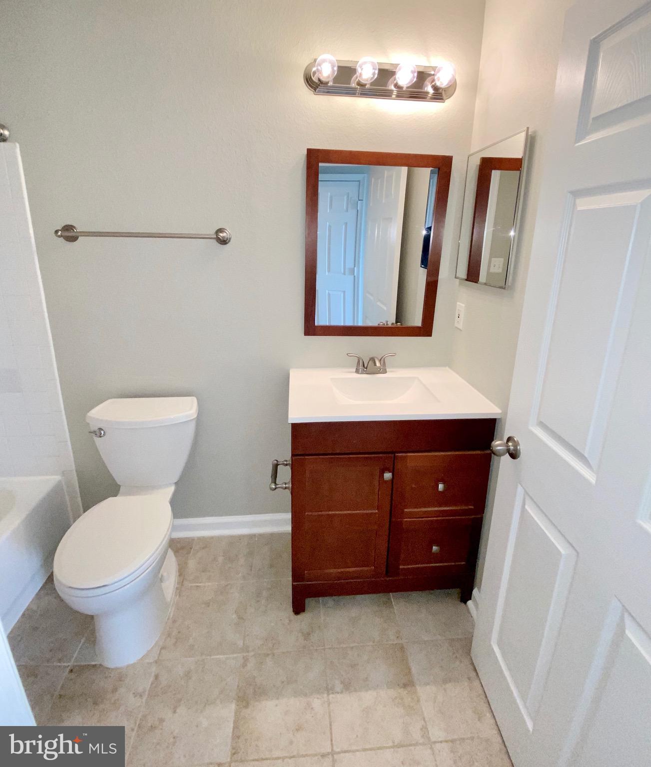 FOX MILL STATION - Residential Lease