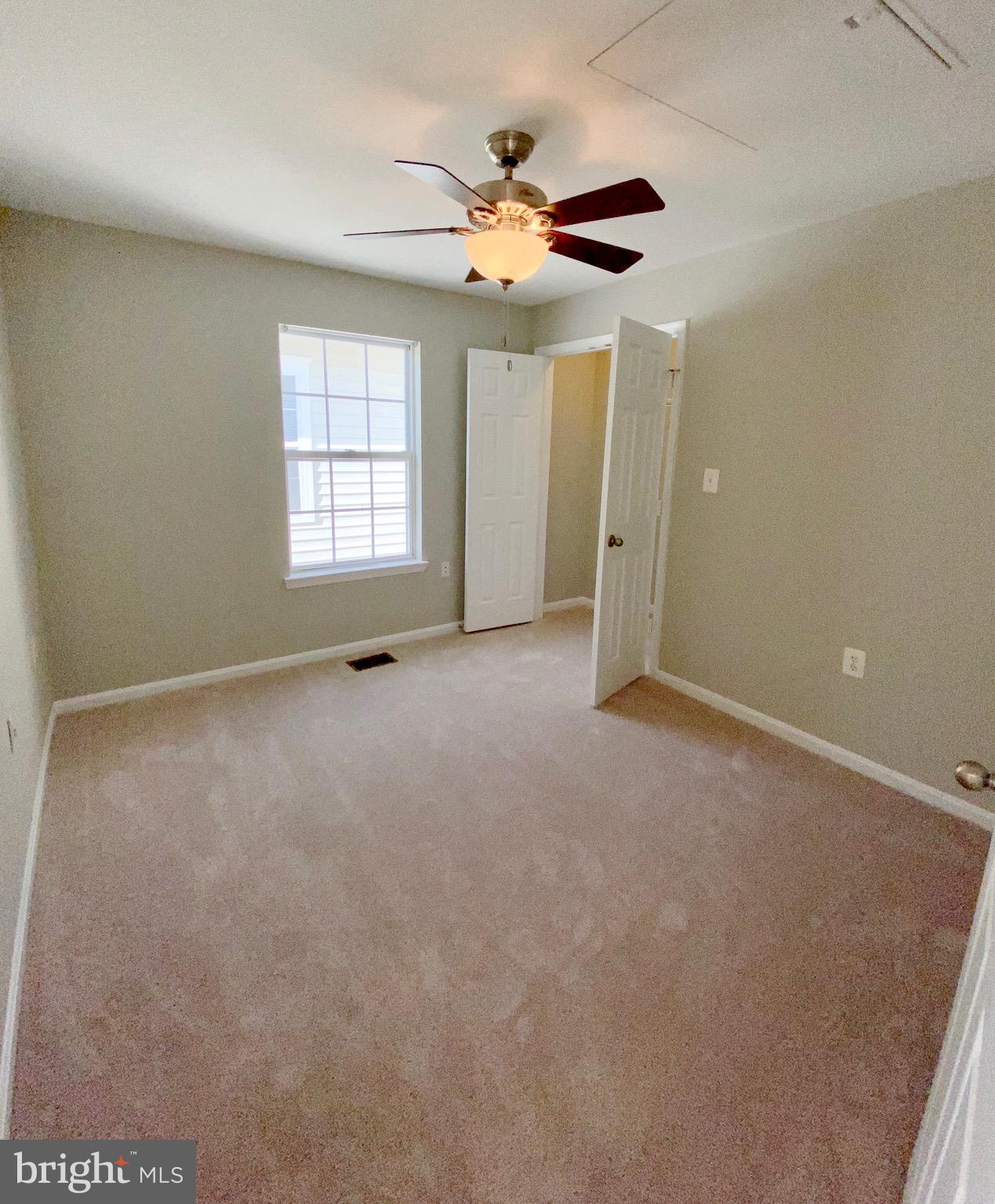 FOX MILL STATION - Residential Lease