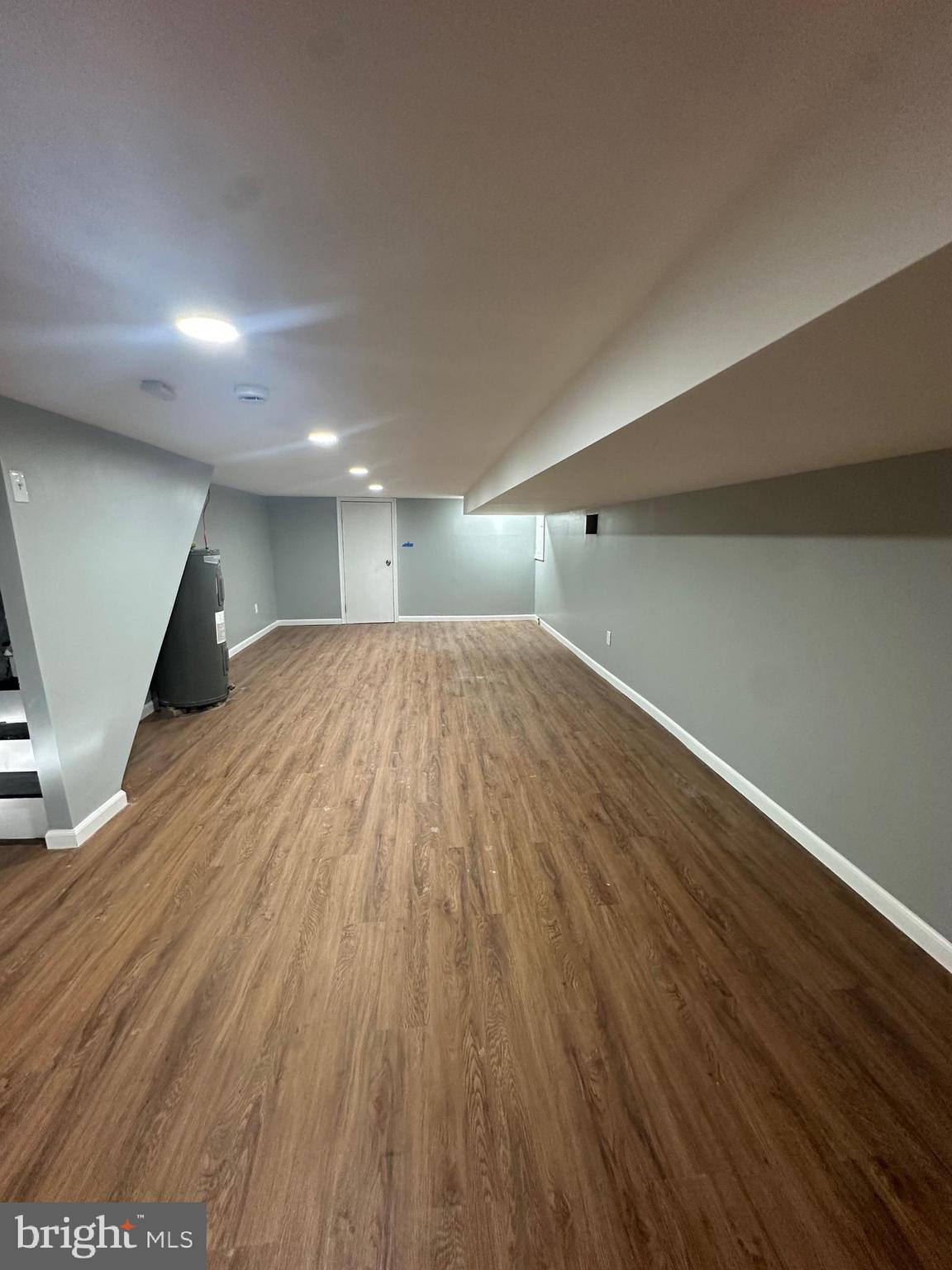 ELMWOOD PARK - Residential