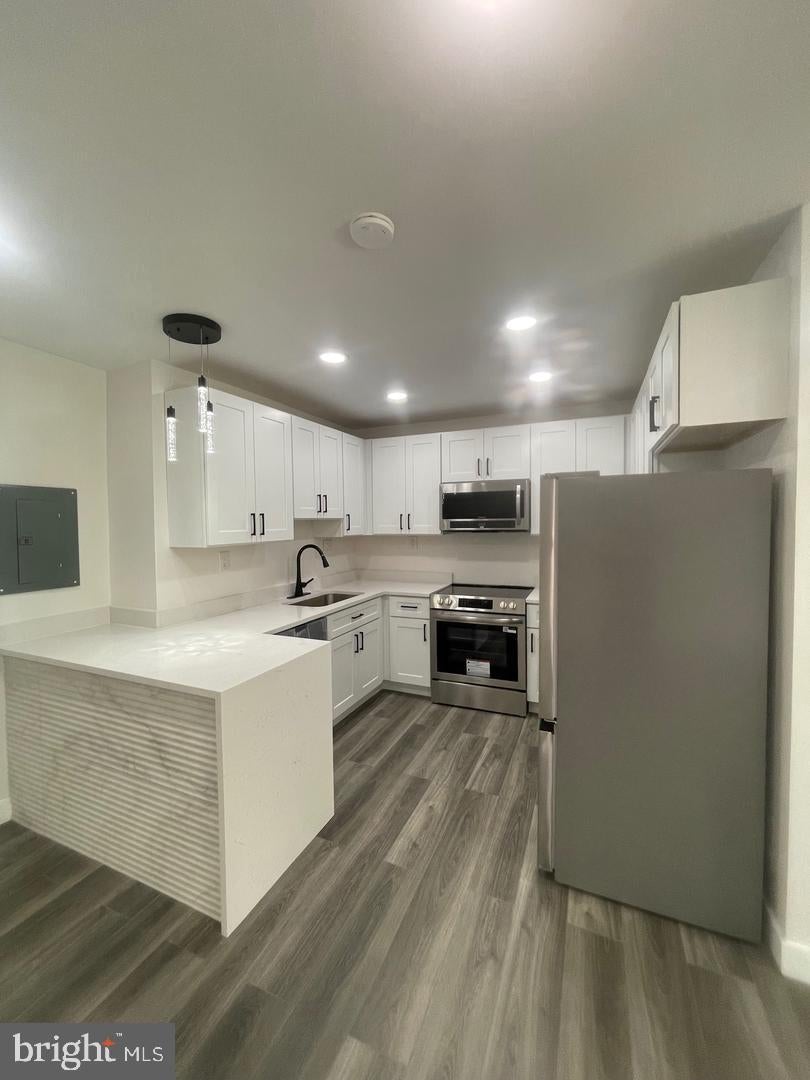 3811 SWANN ROAD 202