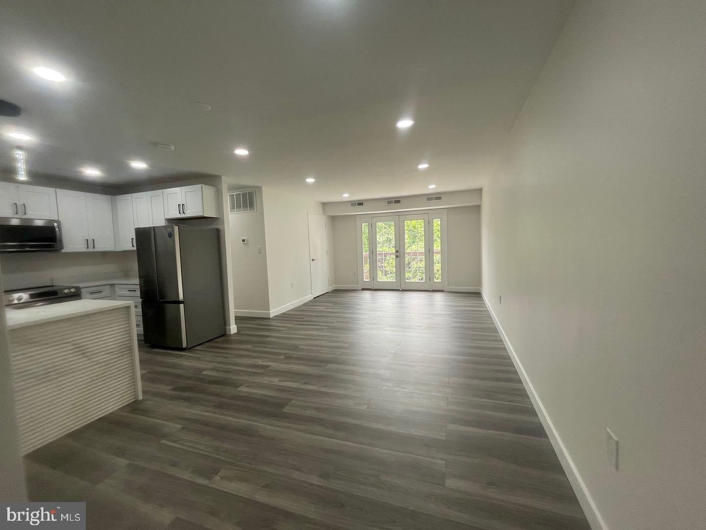 3811 SWANN ROAD 202