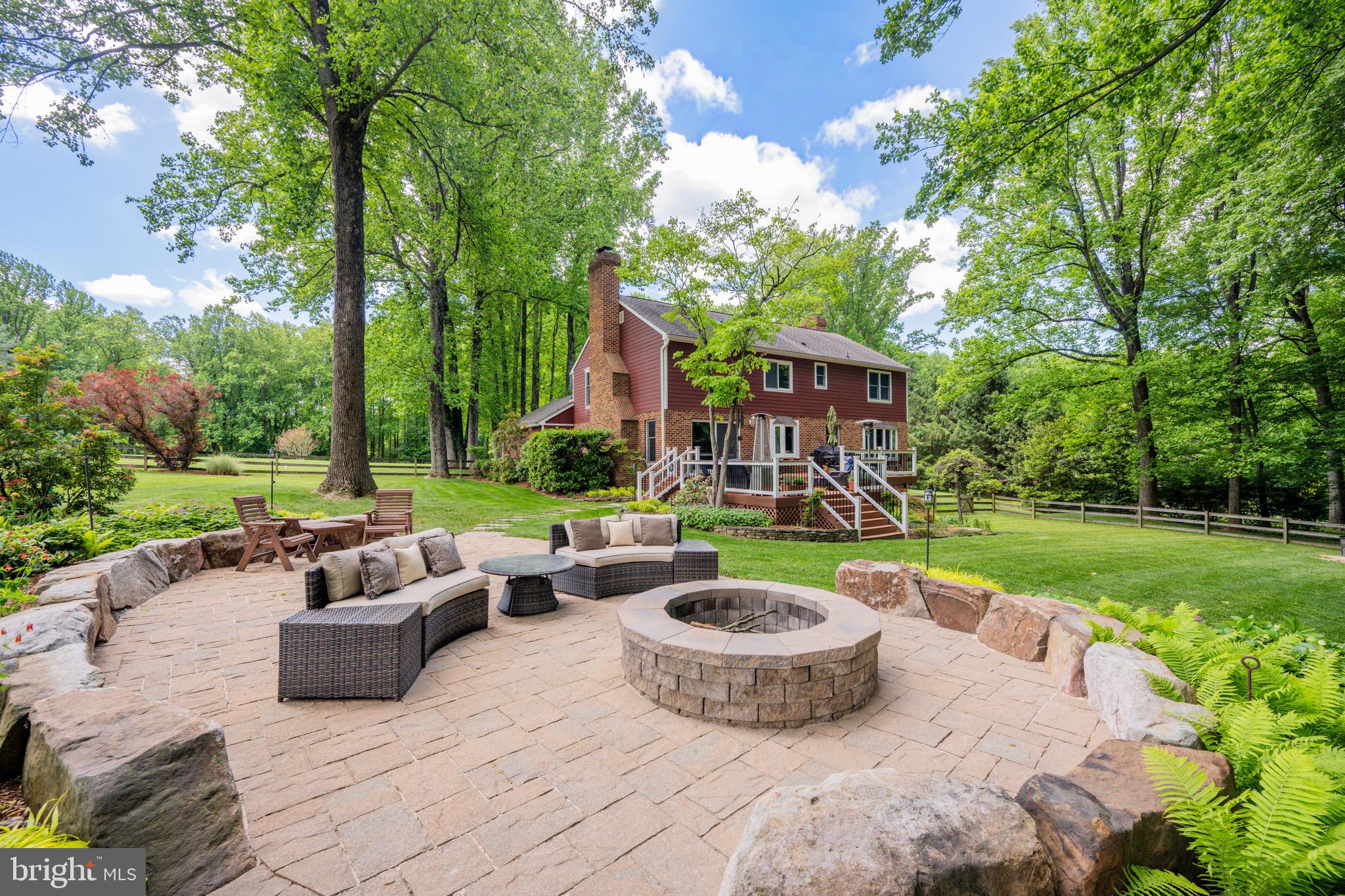 2 WETHERBEE COURT