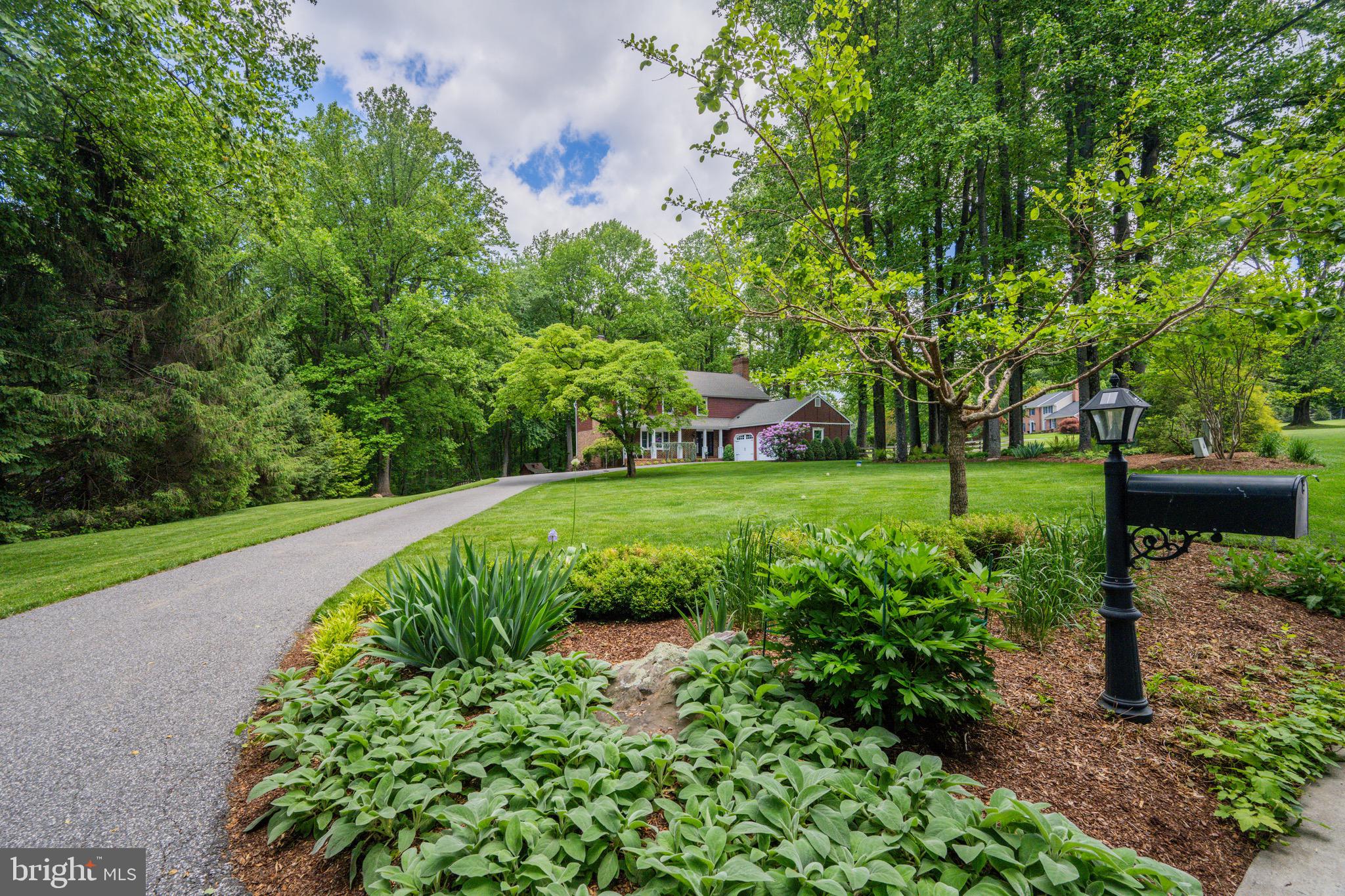 2 WETHERBEE COURT
