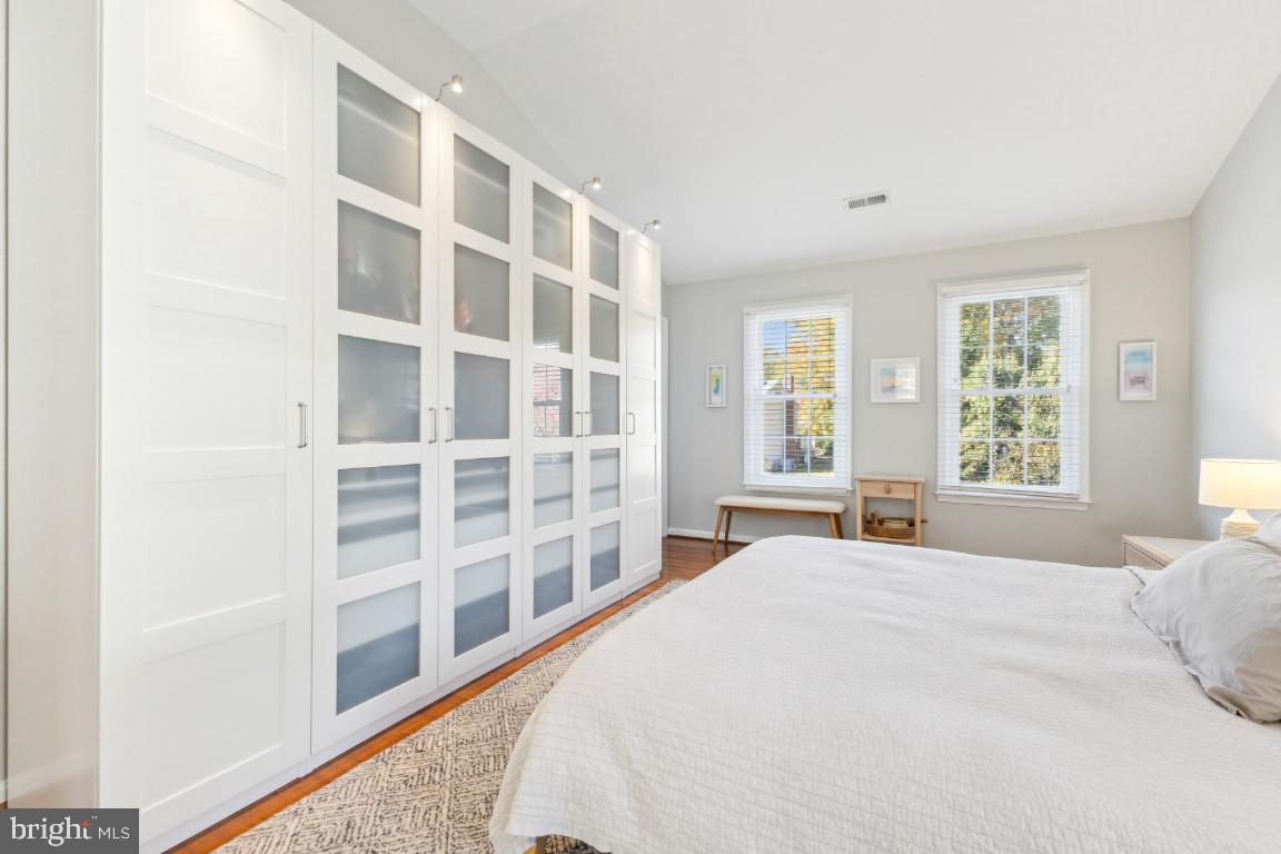 BRITTANY - Residential