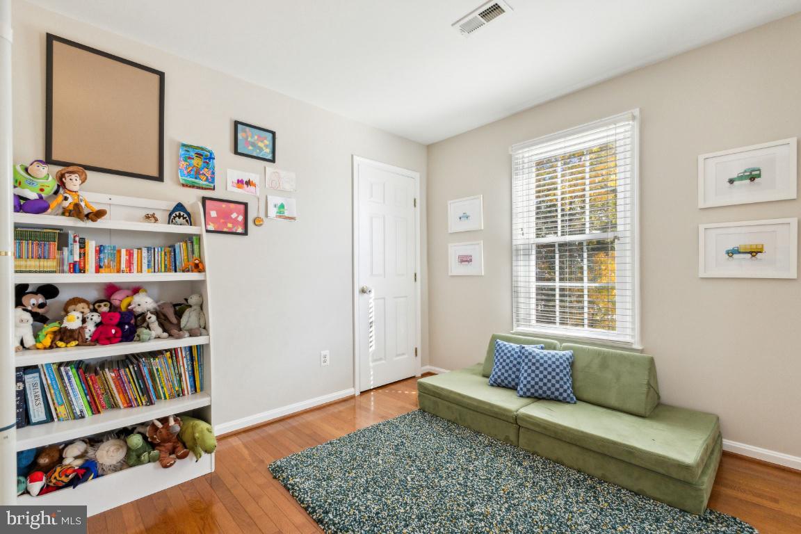 BRITTANY - Residential