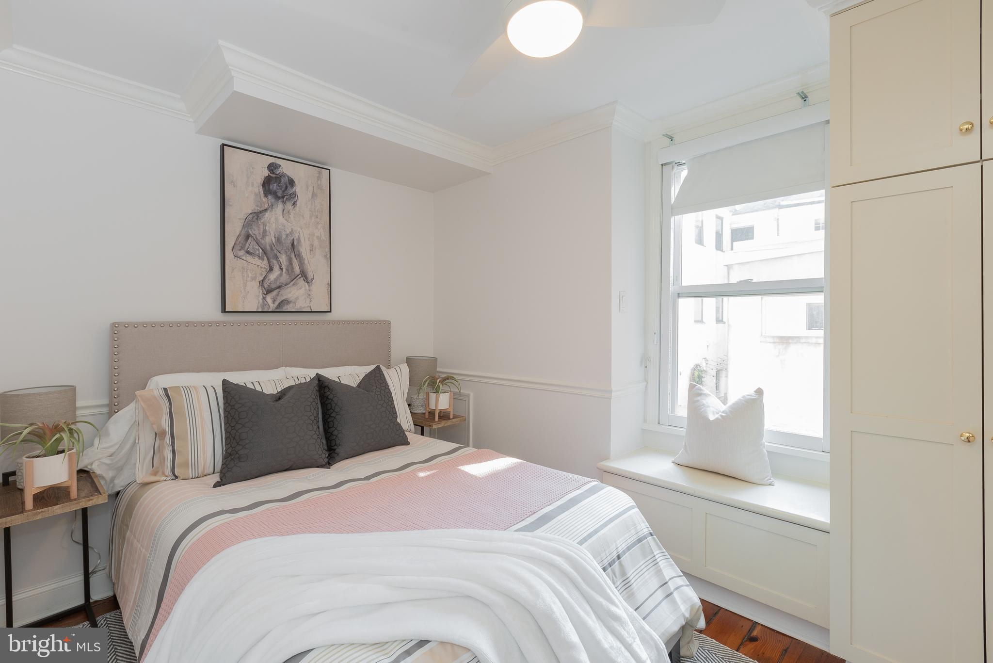 SOCIETY HILL - Residential