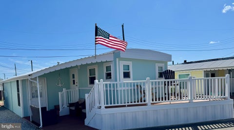 Mobile Home For Sale - 38 Lee Avenue<br/> Cape May County, WILDWOOD, NJ 08260