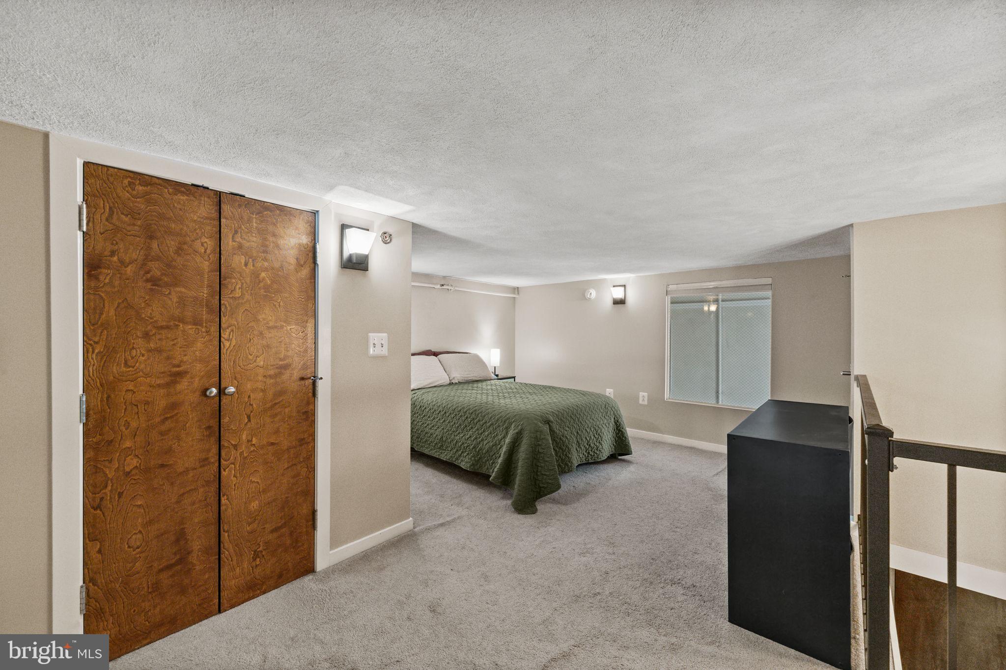 HAWTHORNE - Residential