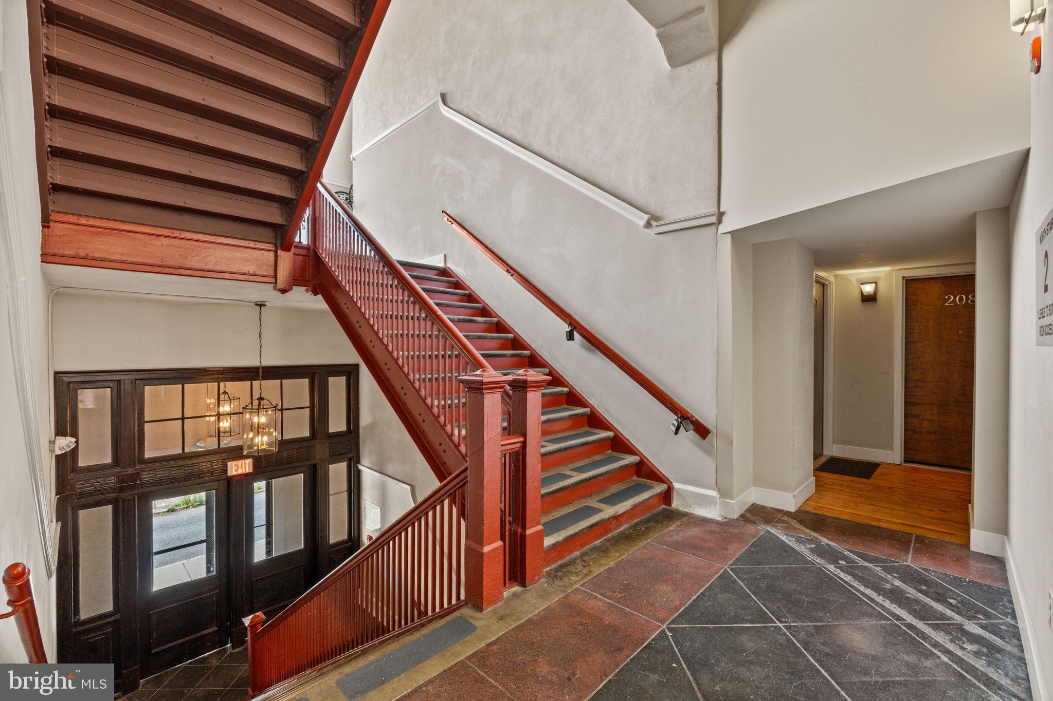 HAWTHORNE - Residential