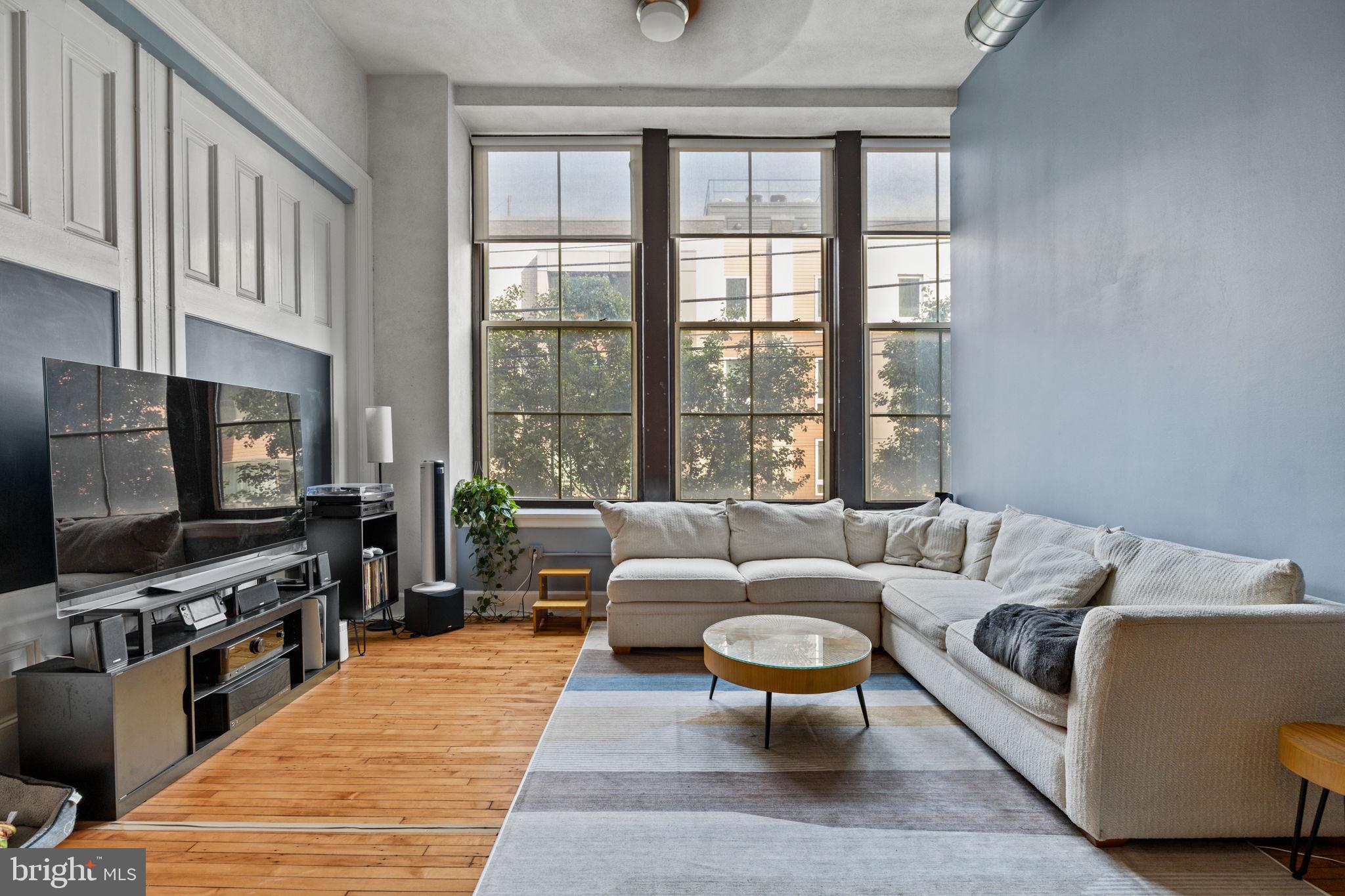 1201 FITZWATER STREET 15 211