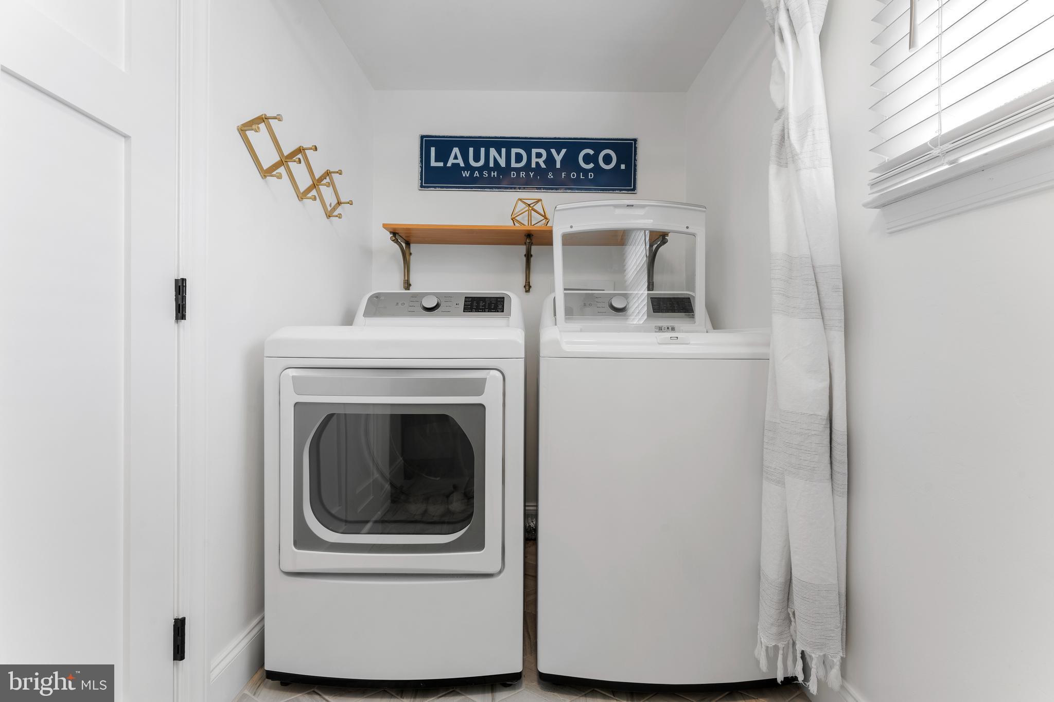 HIGH POINT - Residential