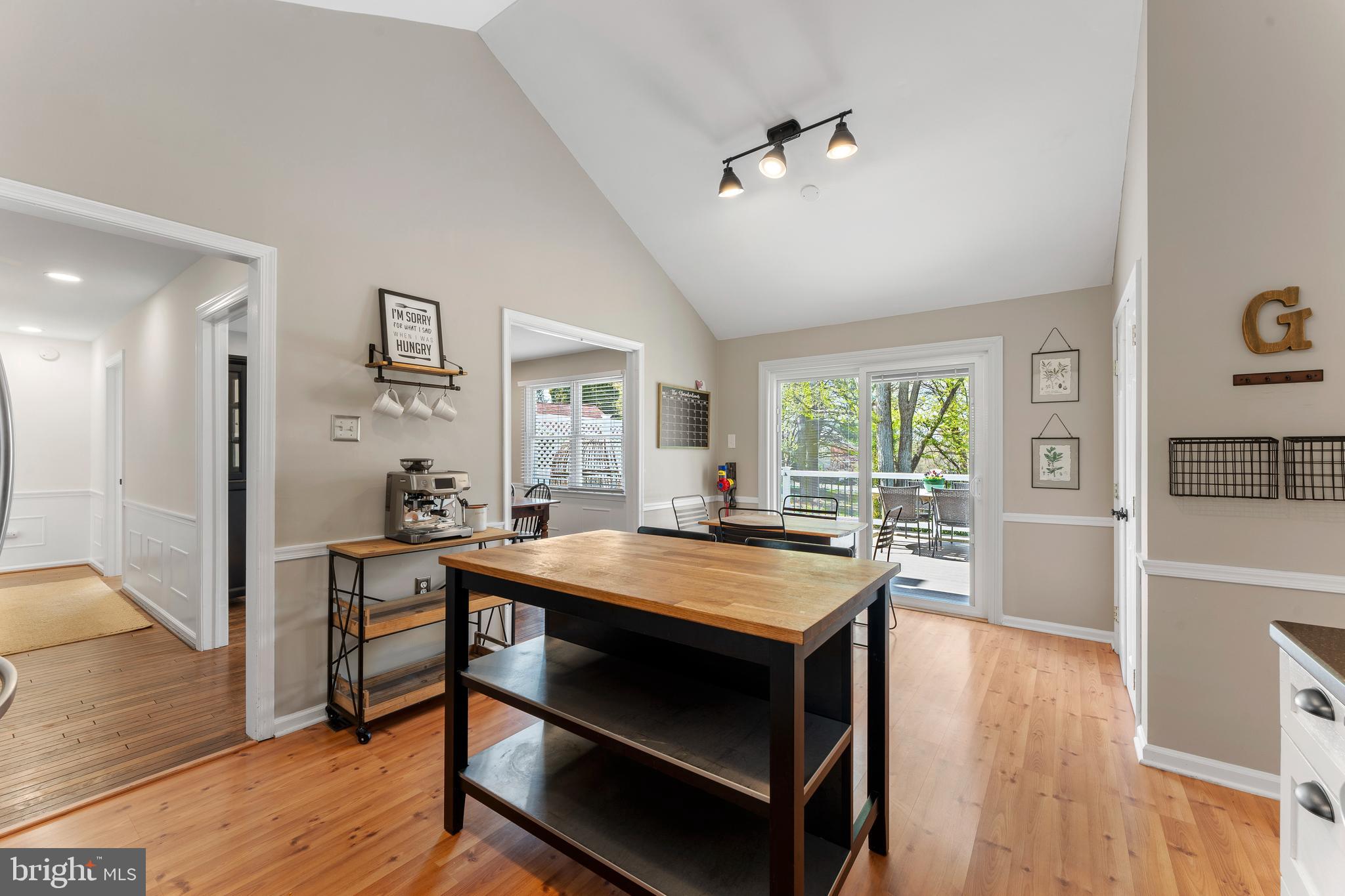 HIGH POINT - Residential