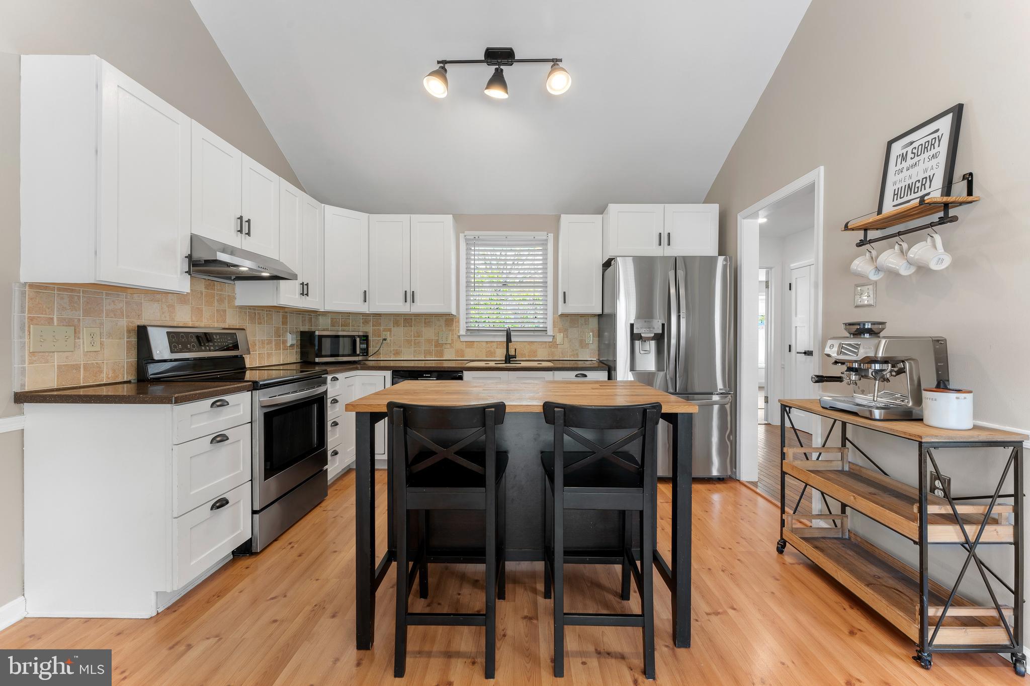 HIGH POINT - Residential