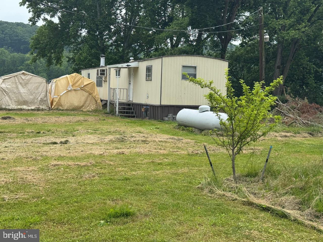 SPORTSMANS PARADISE - Residential