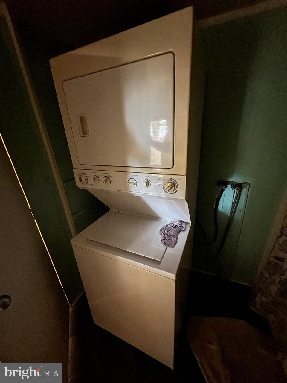 SPORTSMANS PARADISE - Residential