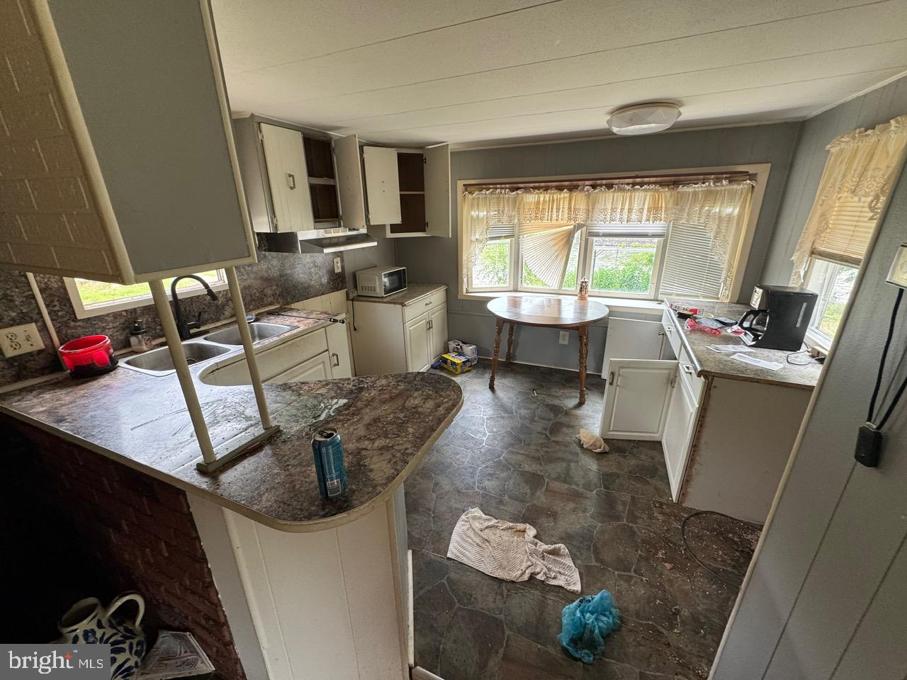 SPORTSMANS PARADISE - Residential