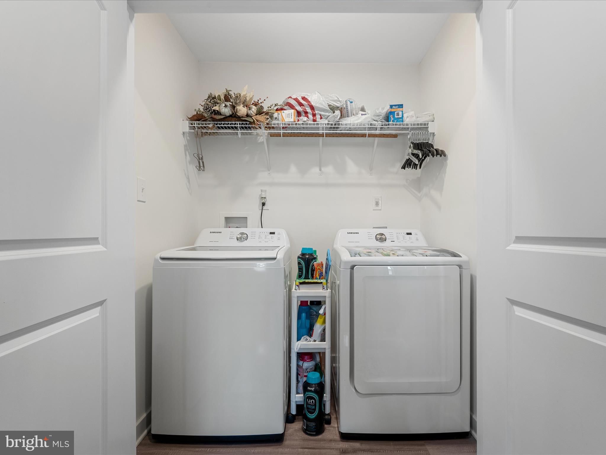 CARDINAL POINTE - Residential