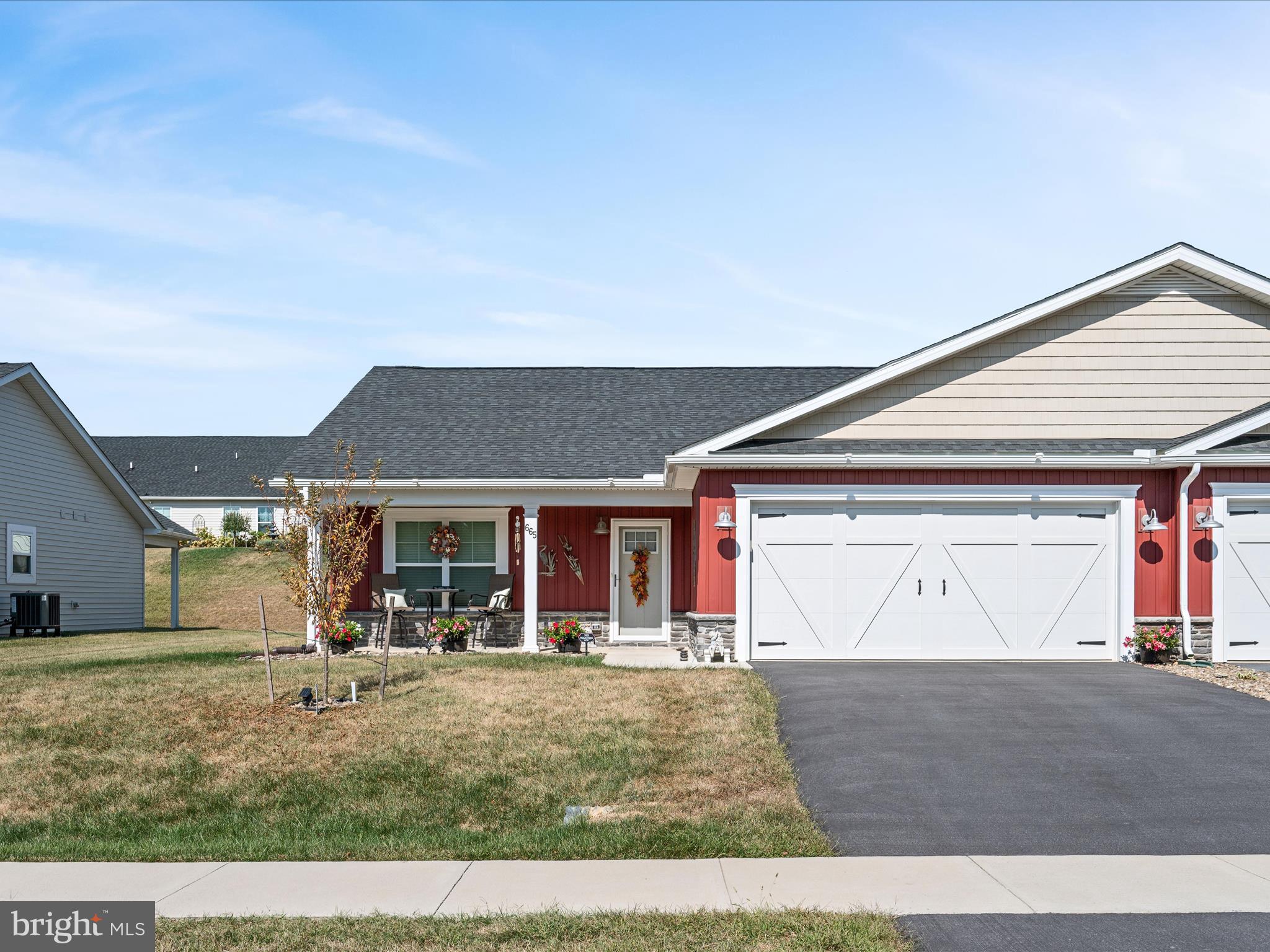 CARDINAL POINTE - Residential