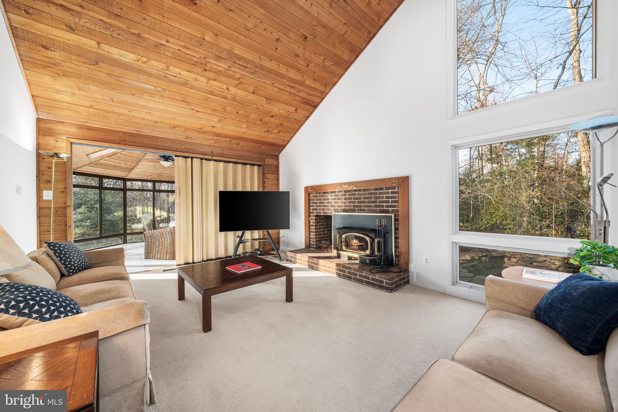 STUART MILL ESTATES - Residential