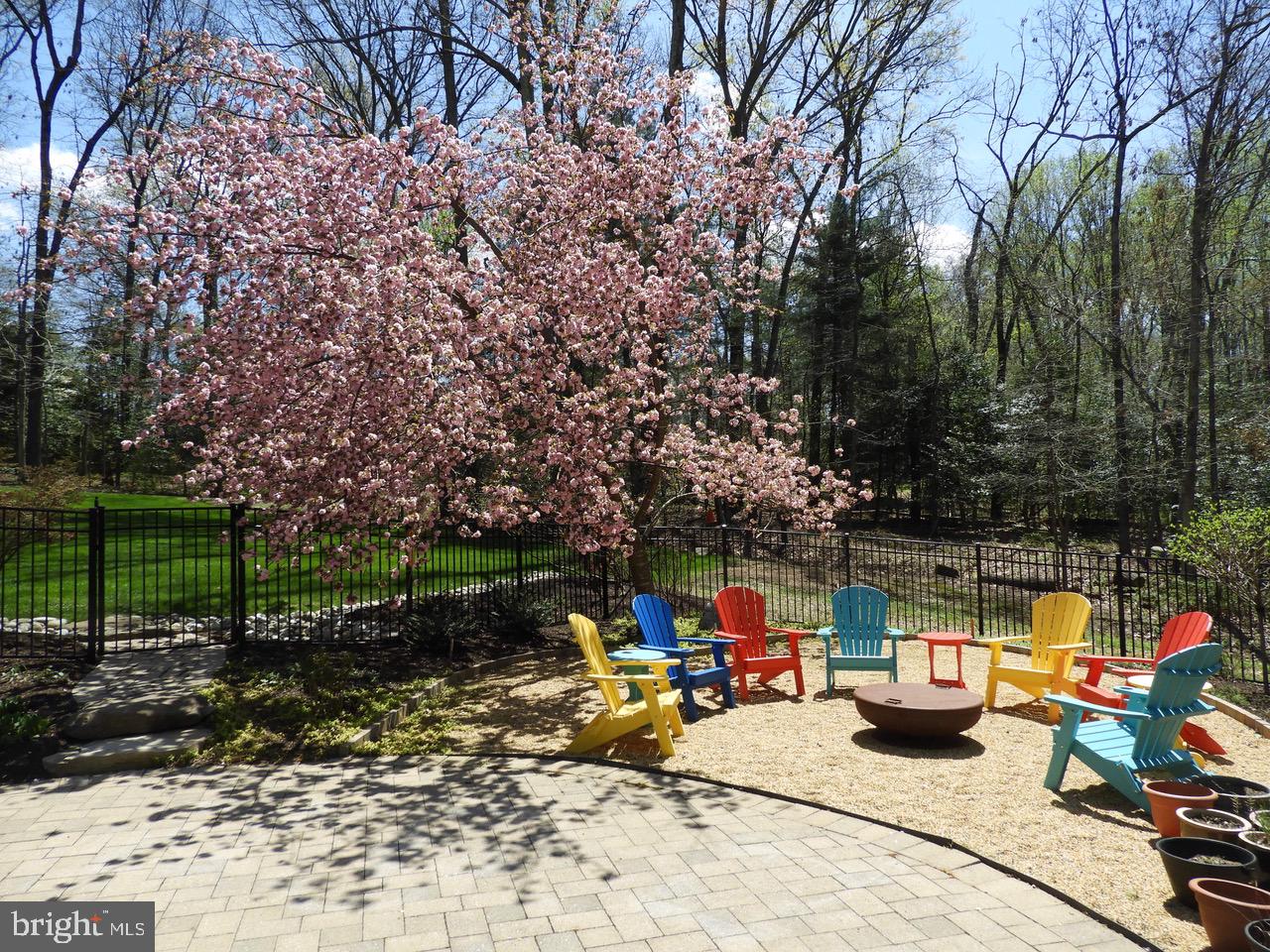 STUART MILL ESTATES - Residential