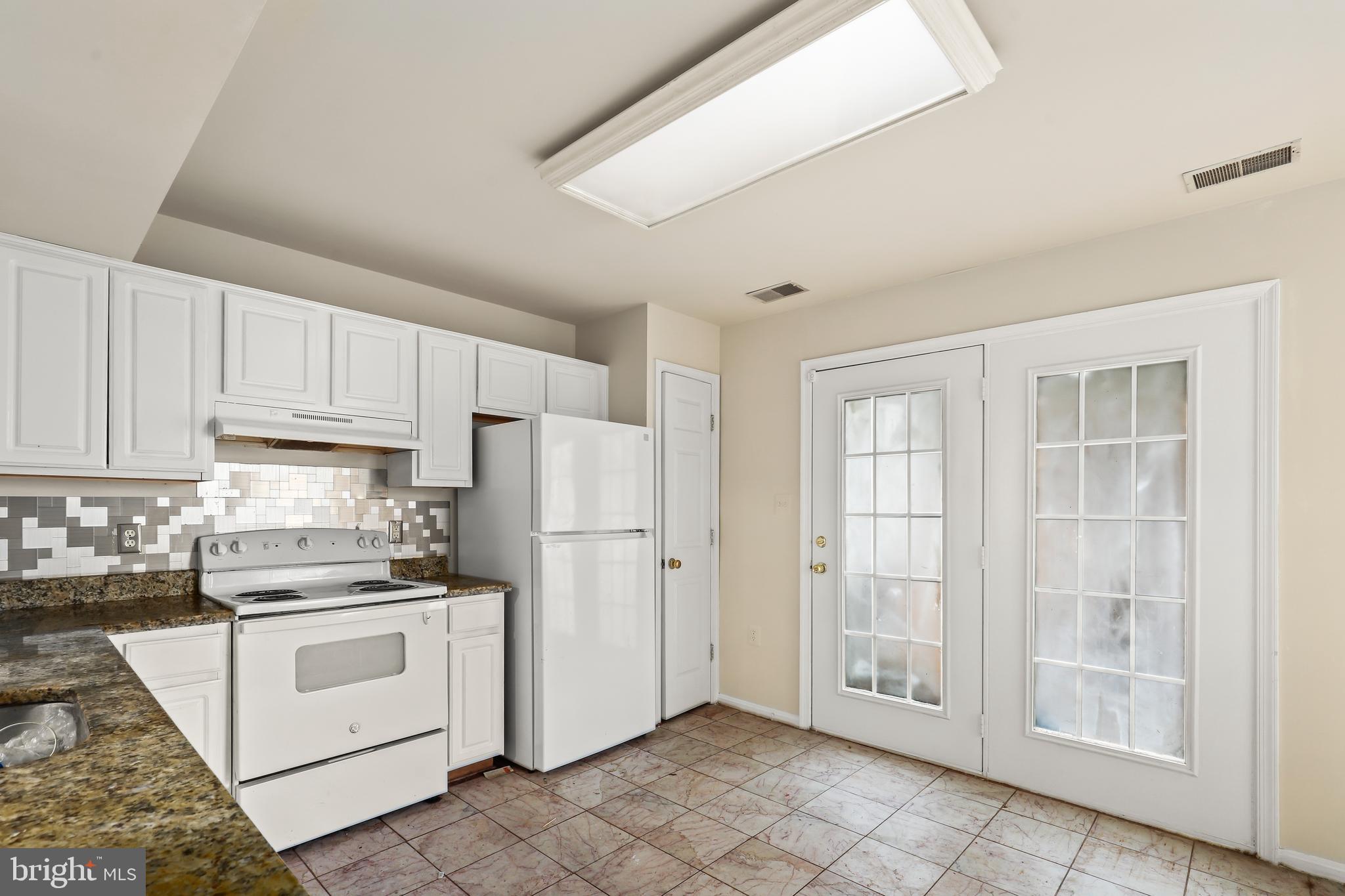 SOUTH BANK - Residential