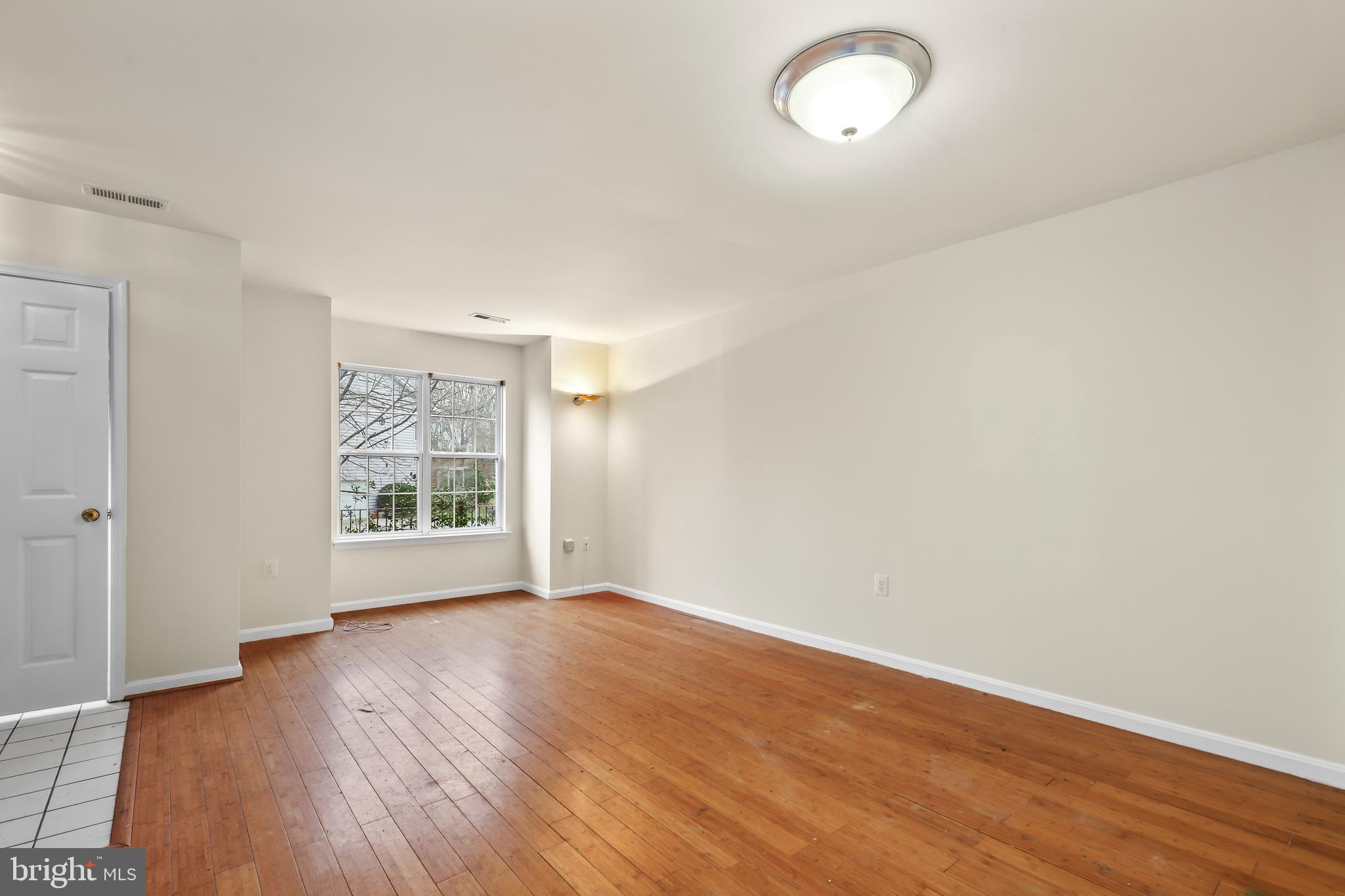 SOUTH BANK - Residential