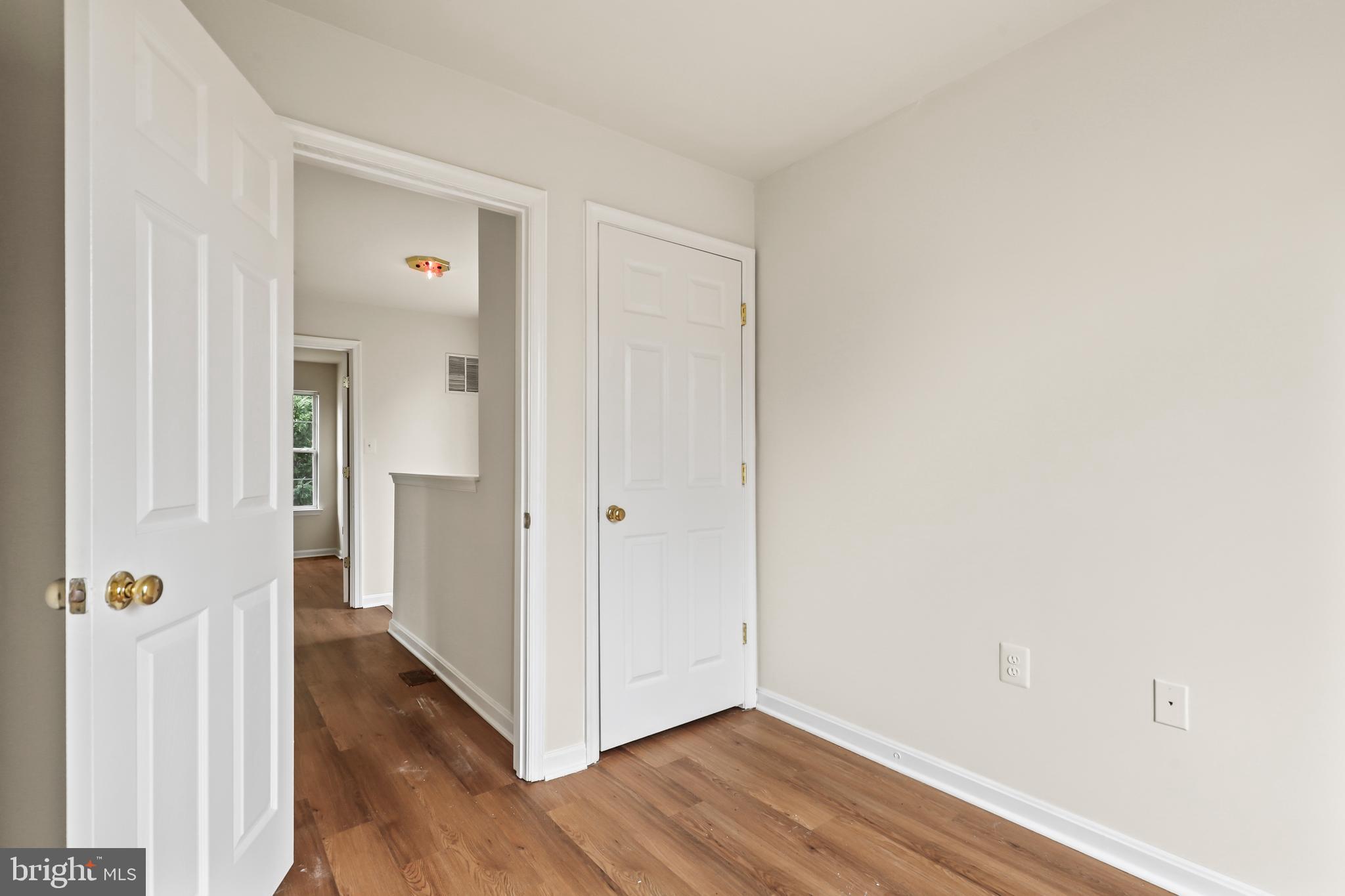 SOUTH BANK - Residential