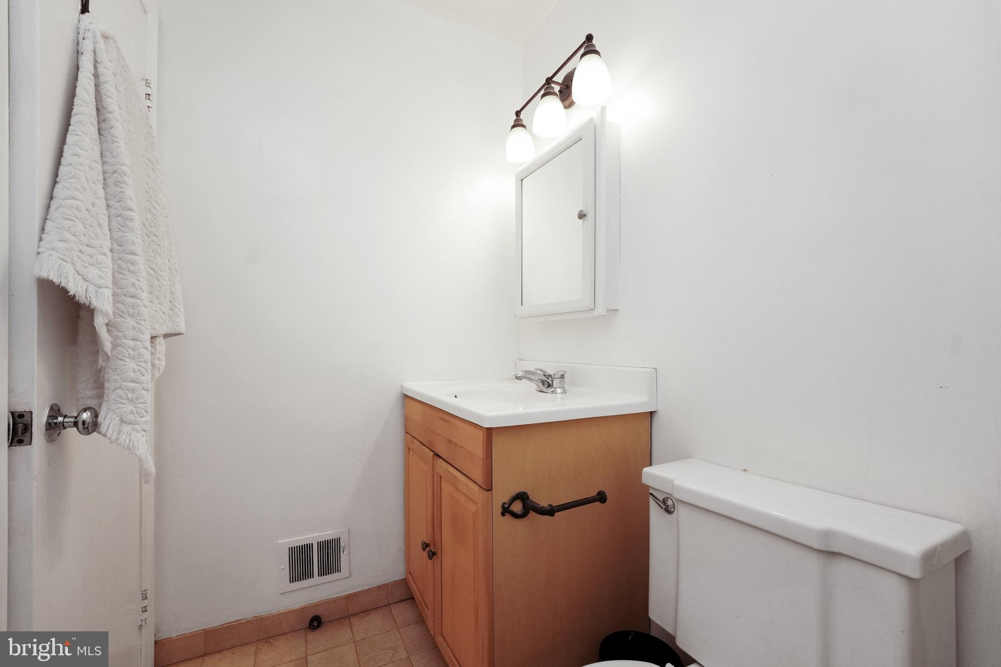 CHARLESTOWNE VILLAGE - Residential