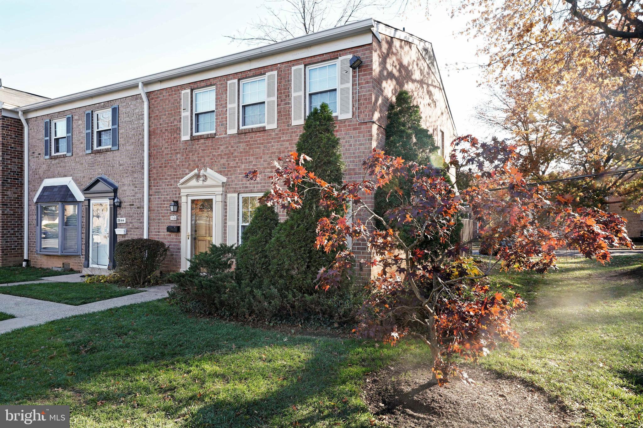 CHARLESTOWNE VILLAGE - Residential