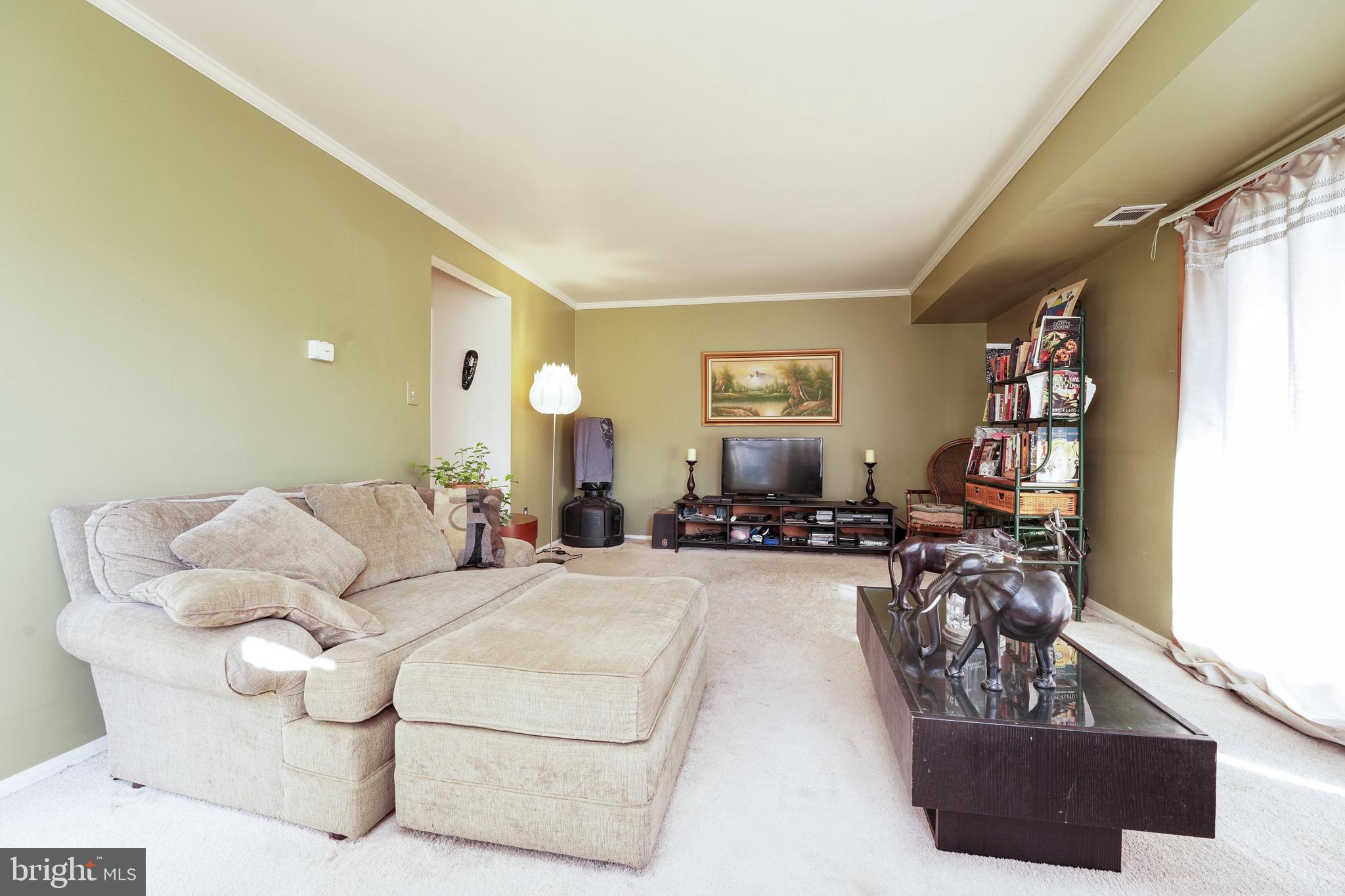 CHARLESTOWNE VILLAGE - Residential