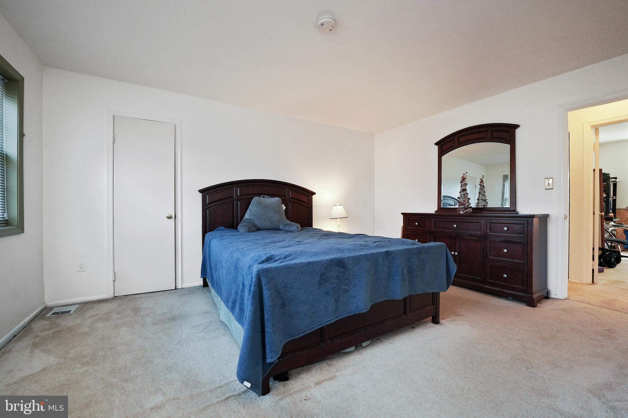 CHARLESTOWNE VILLAGE - Residential