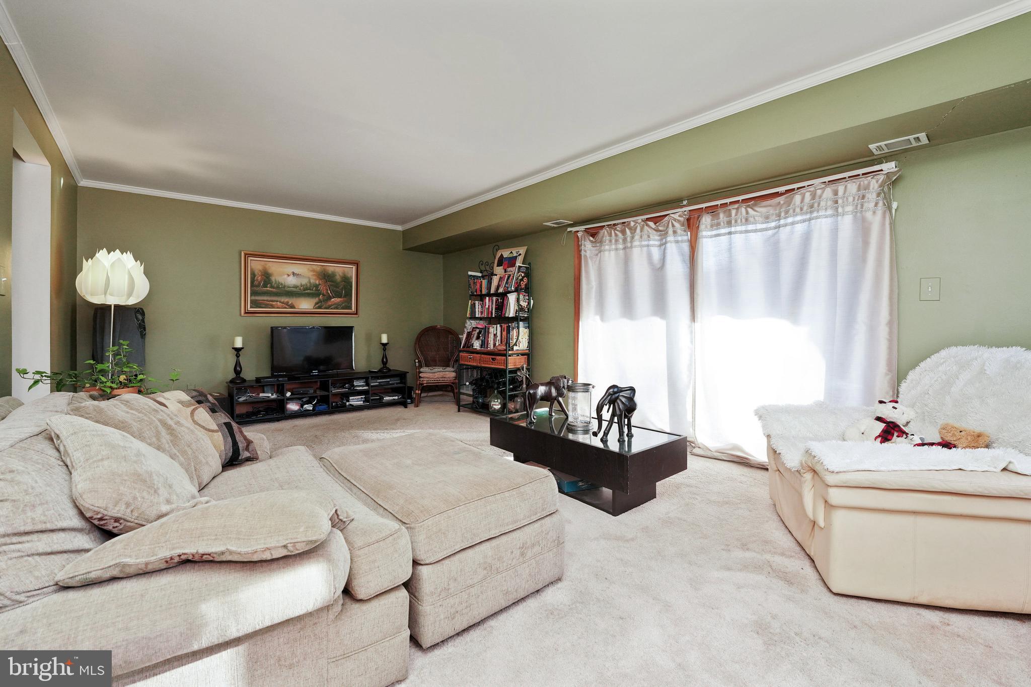 CHARLESTOWNE VILLAGE - Residential