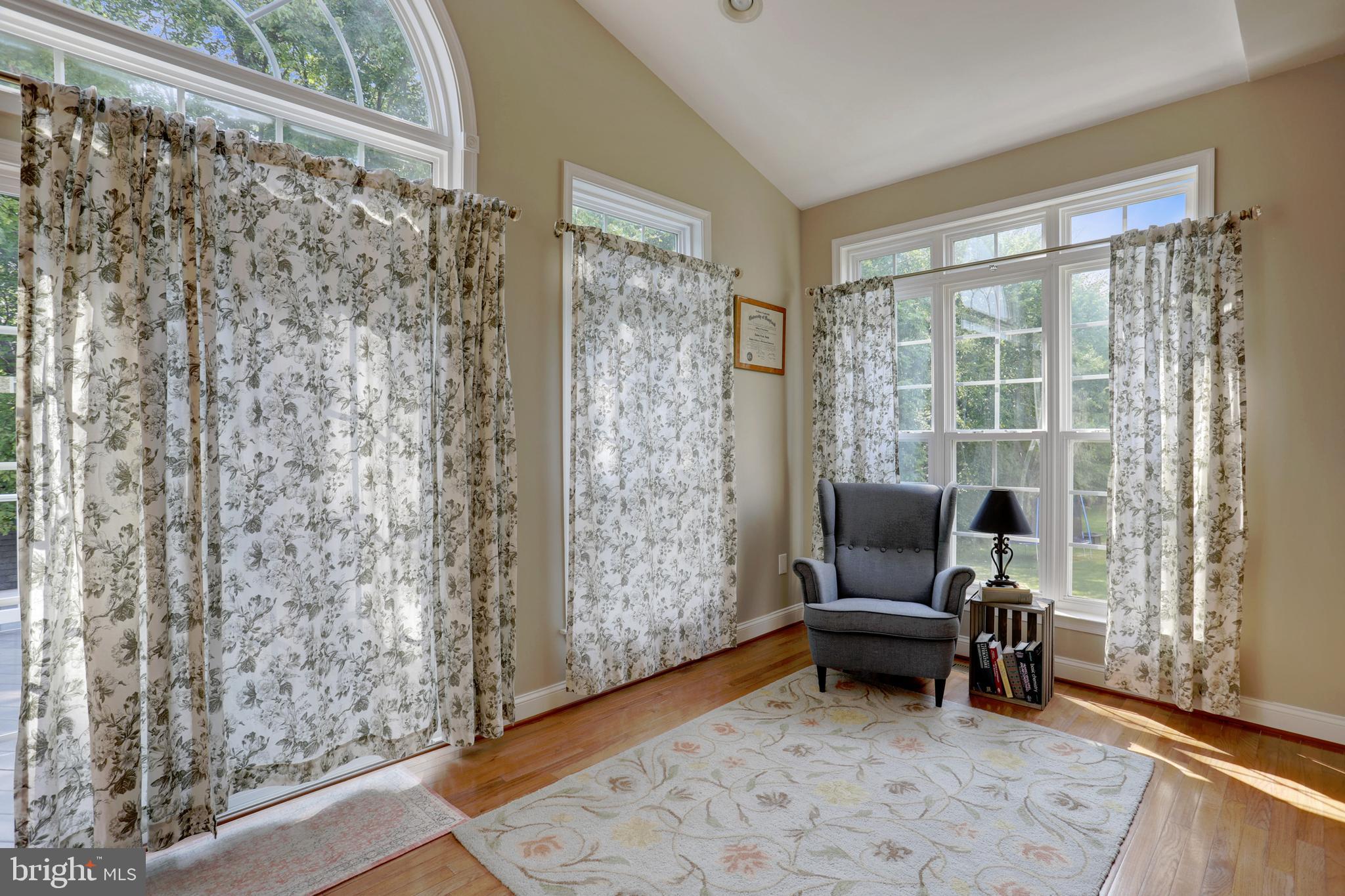 LENNINGS CROSSING - Residential