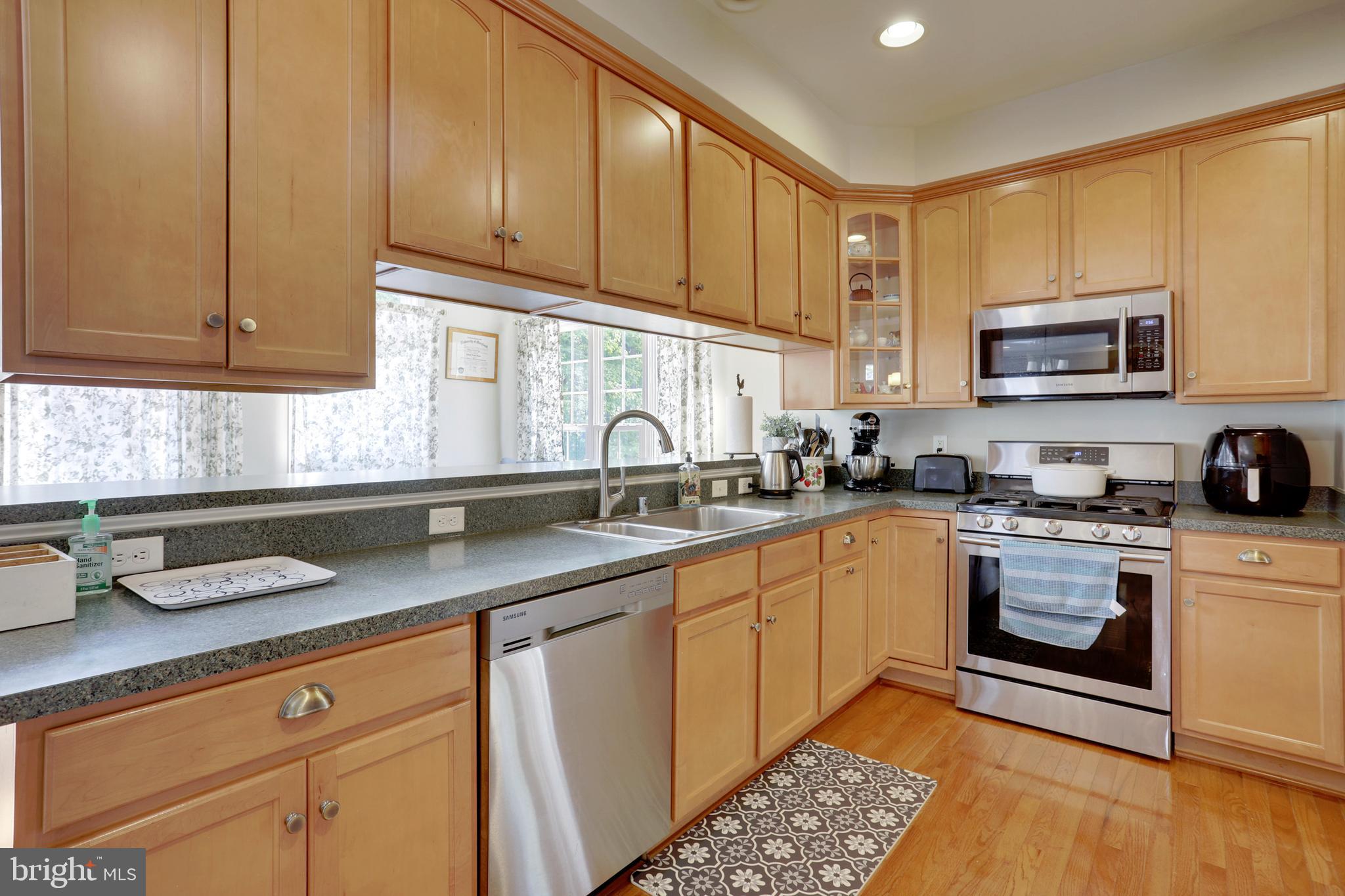 LENNINGS CROSSING - Residential