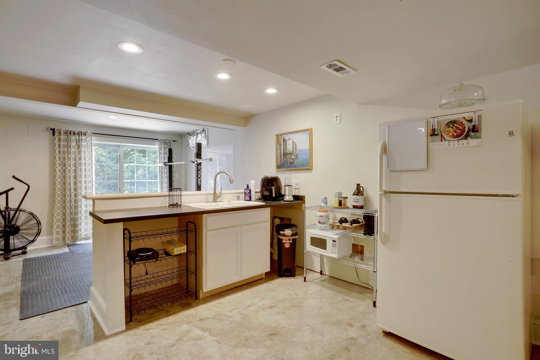 LENNINGS CROSSING - Residential